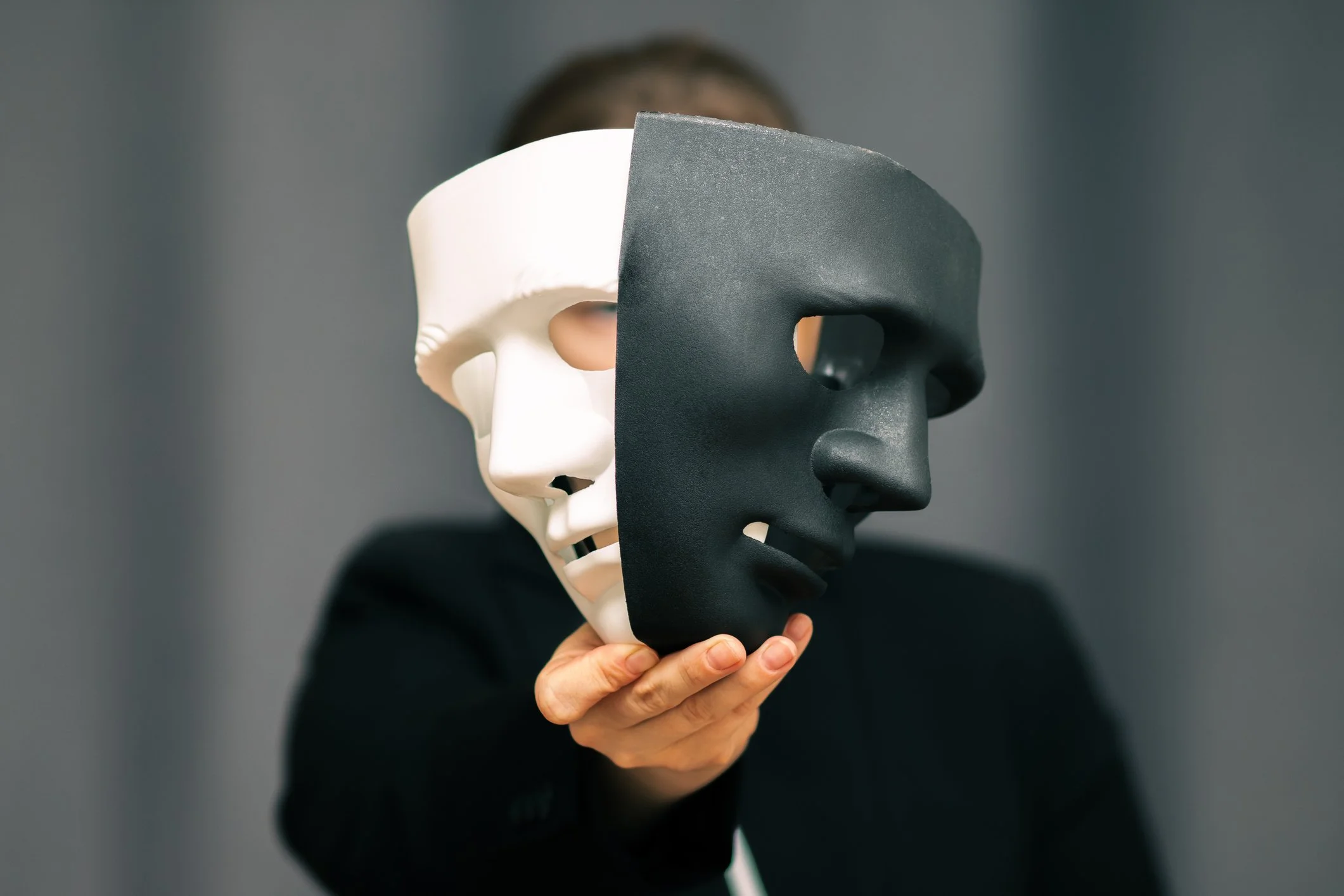 Authentiek Leiderschap: Het Samensmelten van de Ware Zelf en de Professionele Persoonlijkheid