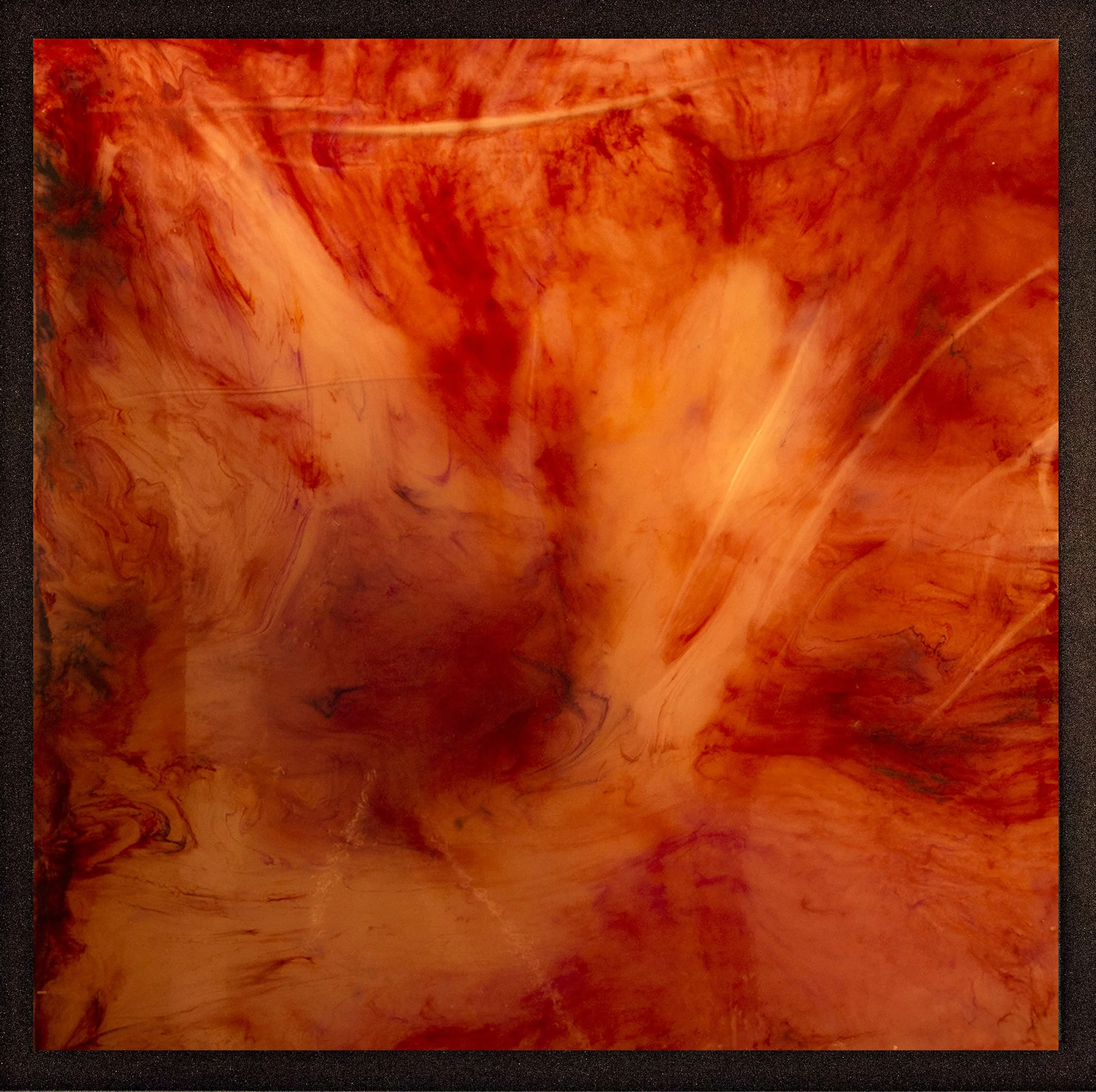 Windseeker
2018
Resin and luminous pigments
90cm x 90cm