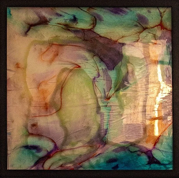 A place to hide
2018
Resin and luminous pigments
90cm x 90cm