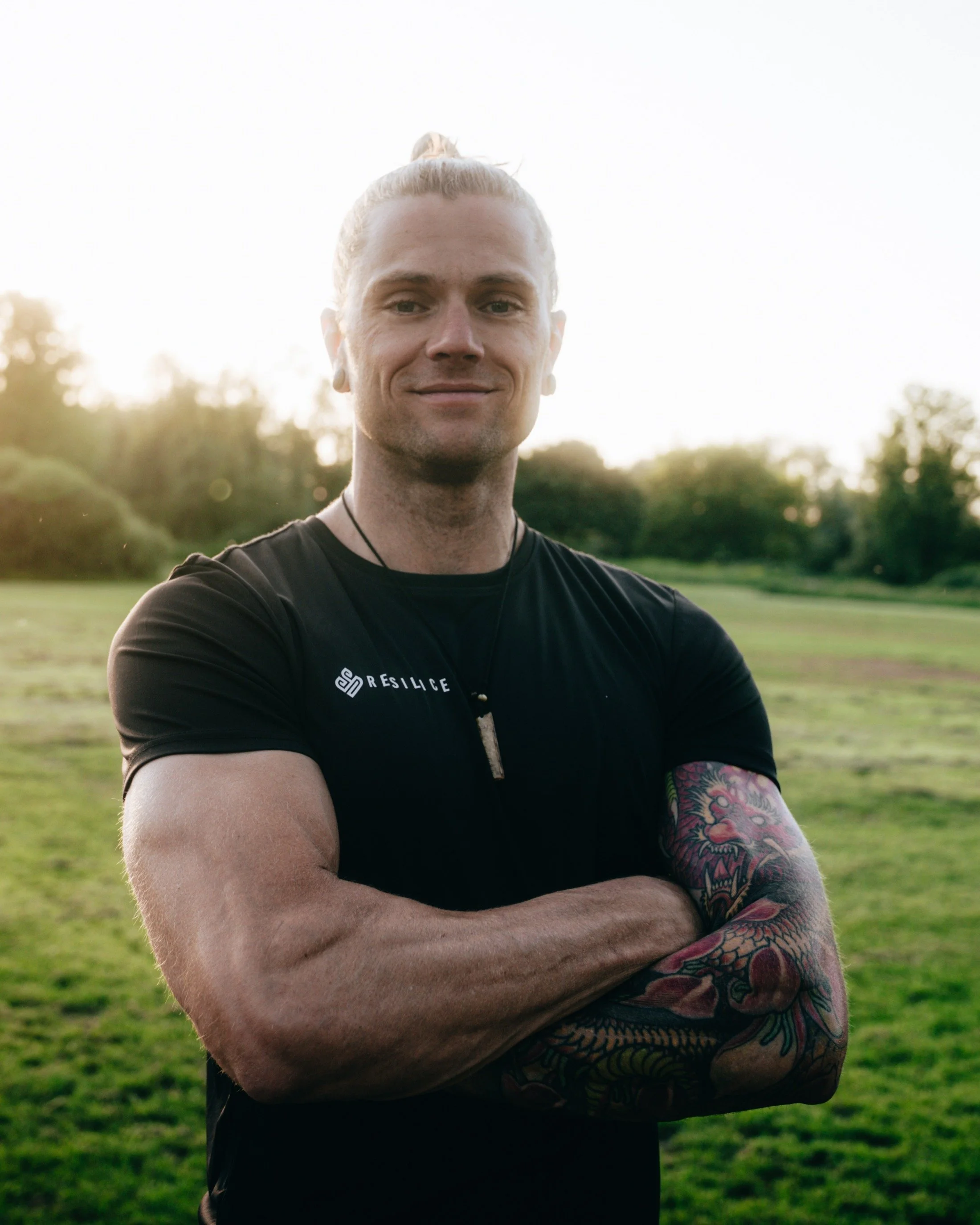 I'm Luc Hengsdijk - coach, hybrid athlete, and firefighter.

I&rsquo;ve lived the hybrid life long before it had a name. From kitesurfing and snowsports to strength training and endurance, I love them all!

My career started in the gym as a fitness c