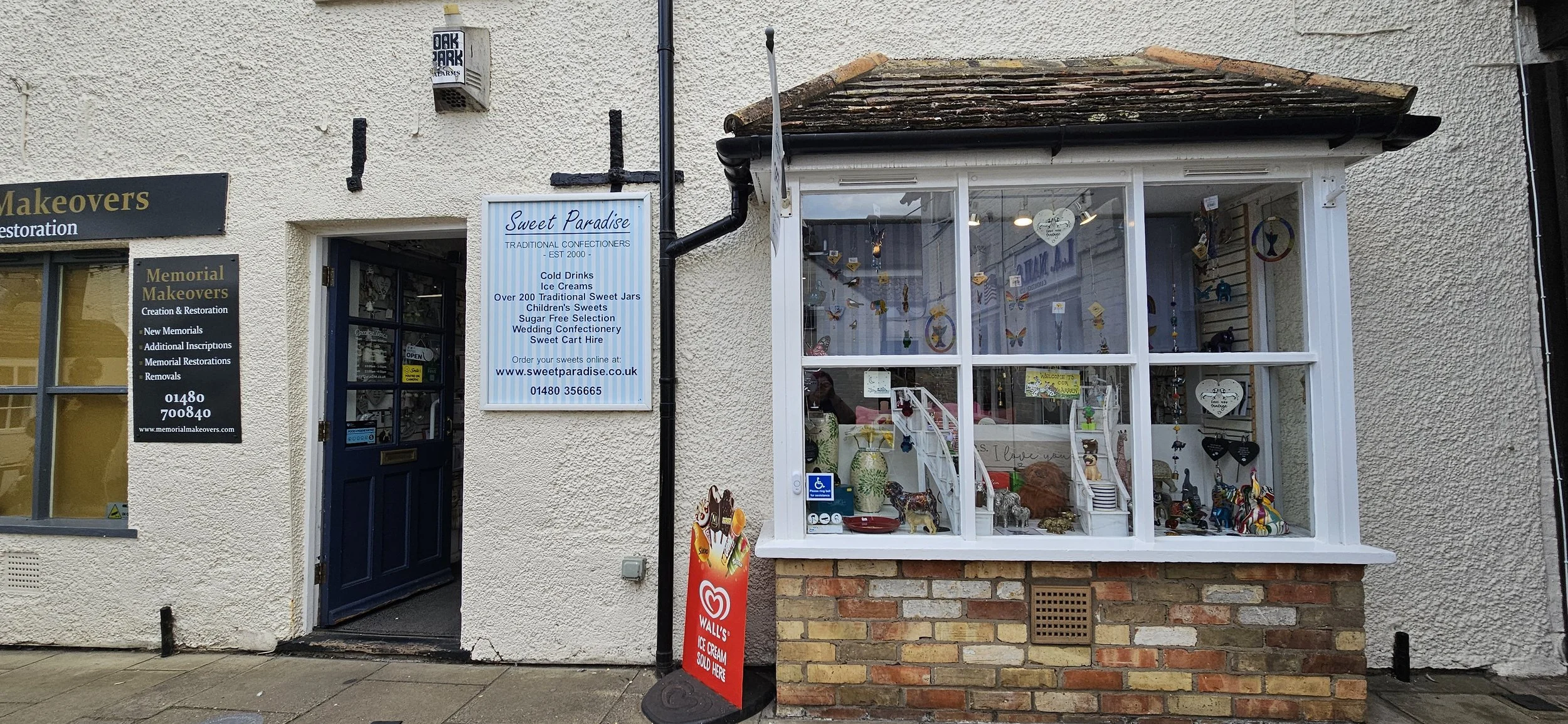 Super grateful to Sweet Paradise for being the first business in St Neots for having an access bell!