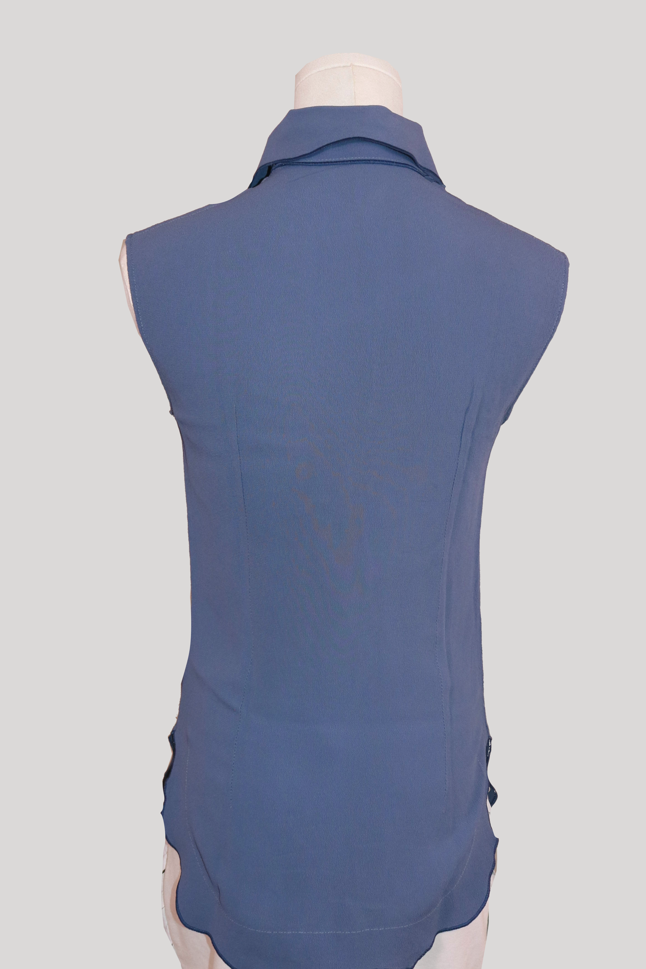 veronique-leroy-scalloped-top-back.PNG