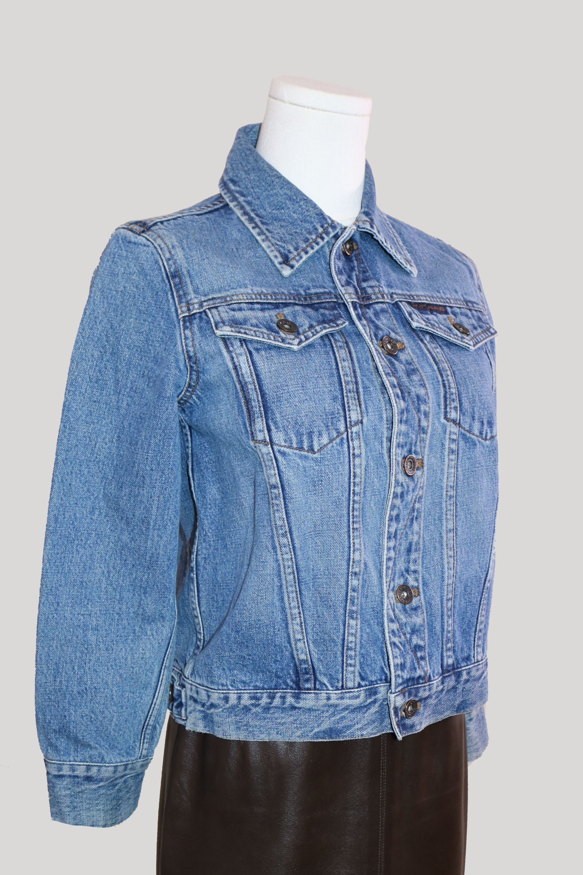 dkny-official-ny-denim-jacket-left-02.PNG
