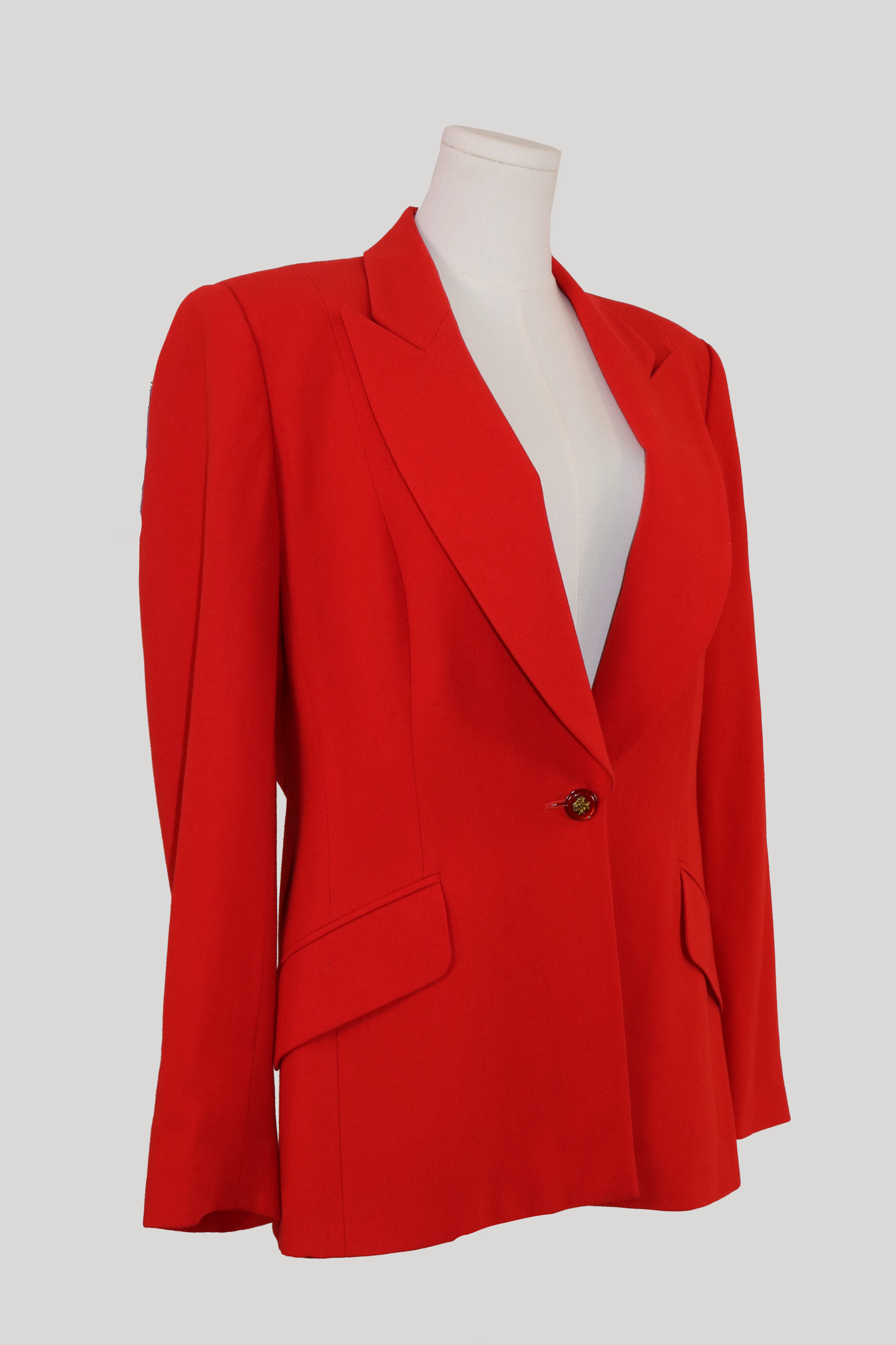 escada-by-ley-red-blazer-left.PNG
