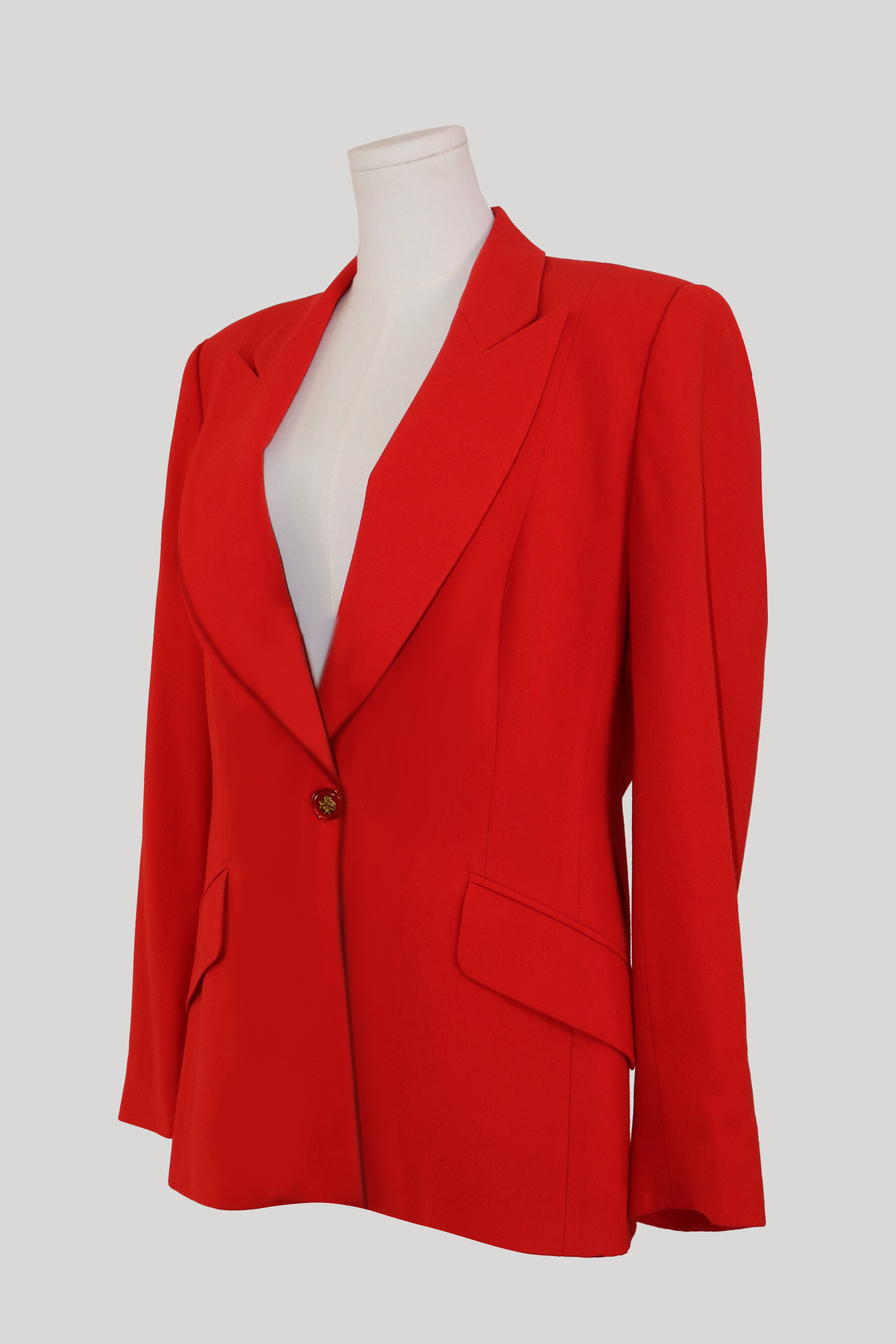 escada-by-ley-red-blazer-right.PNG