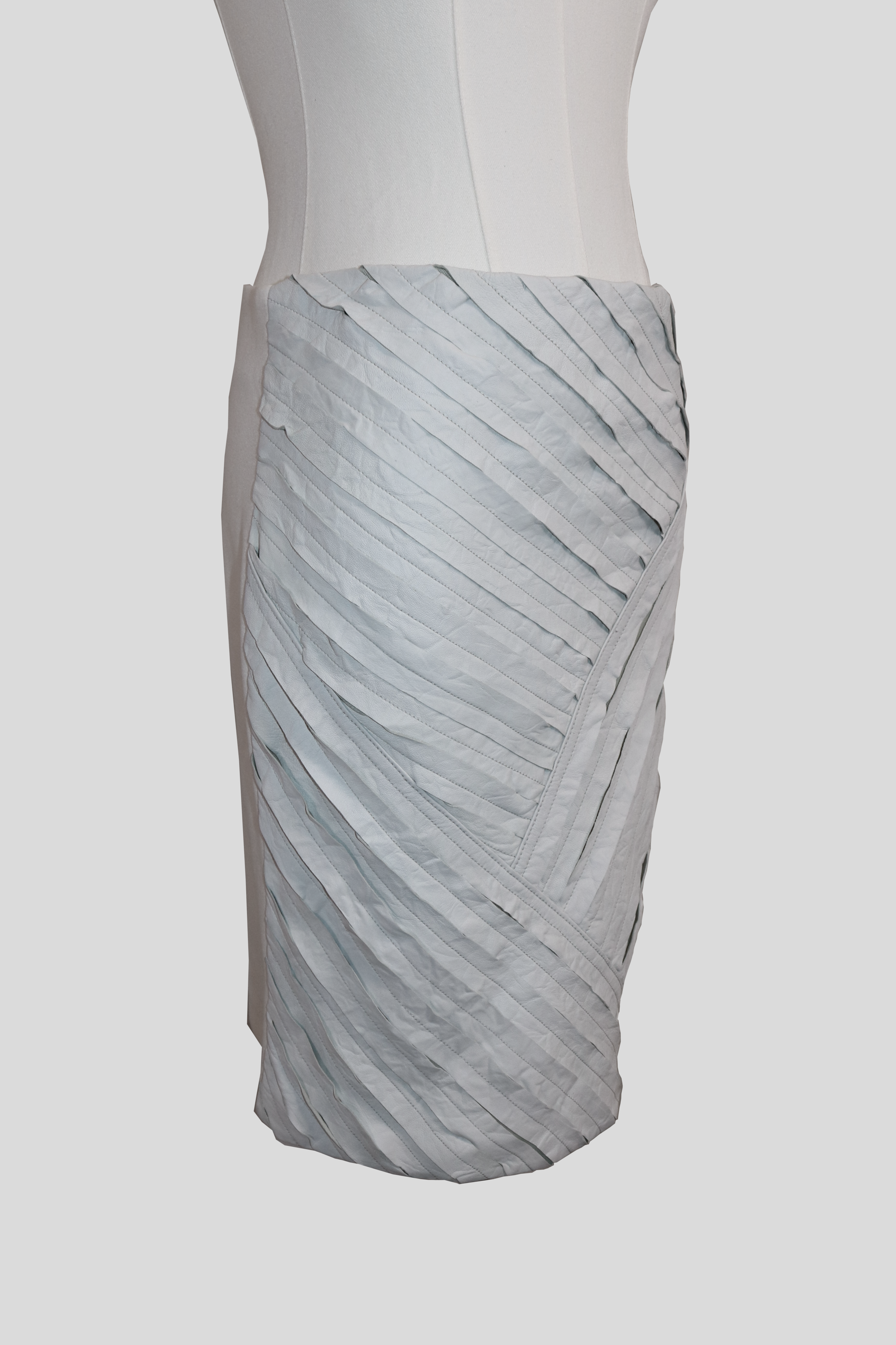 catherine-malandrino-lamb-leather-skirt-left.PNG