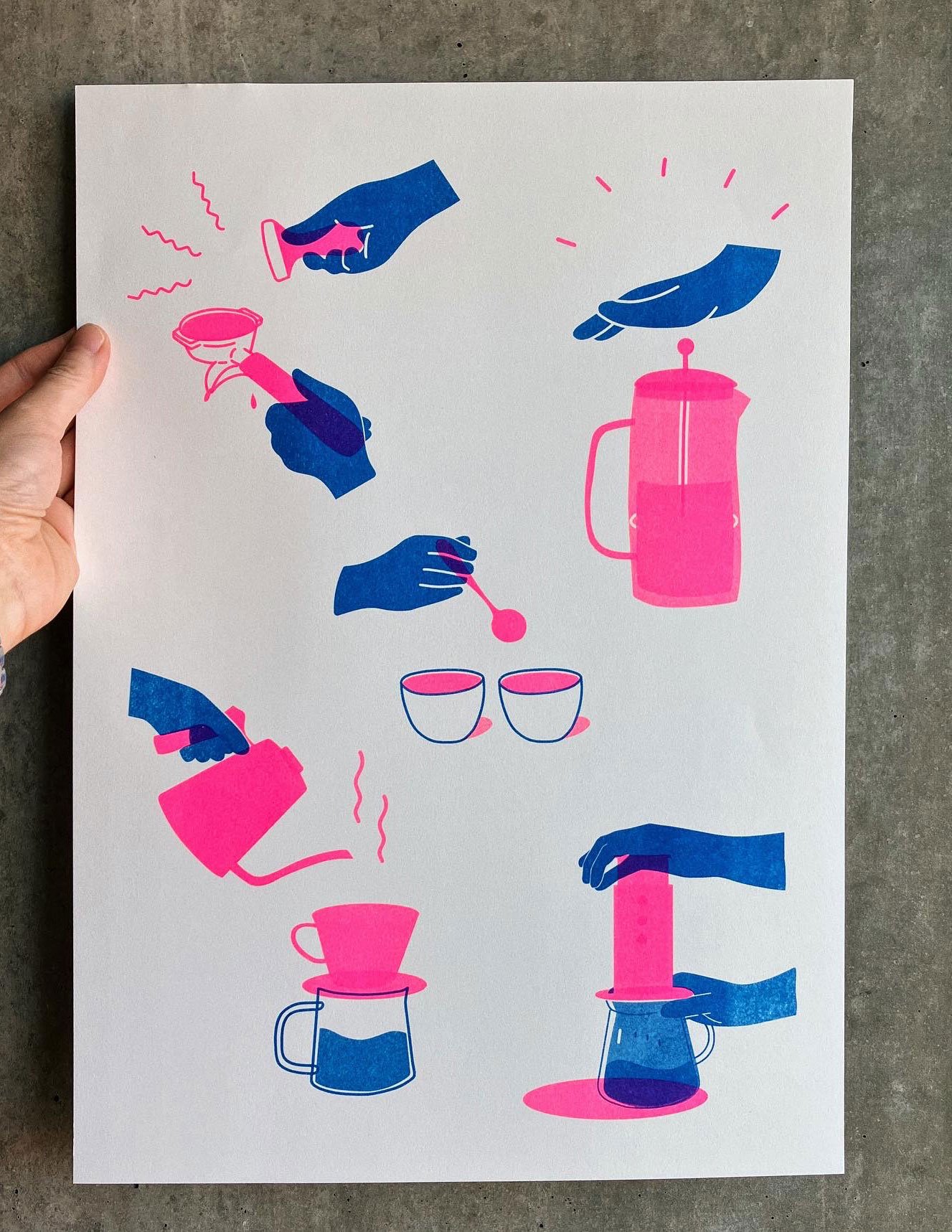 Illustrated steps of making tea with hands holding a teapot, spoon, cup, and kettle, featuring pink and blue colors.