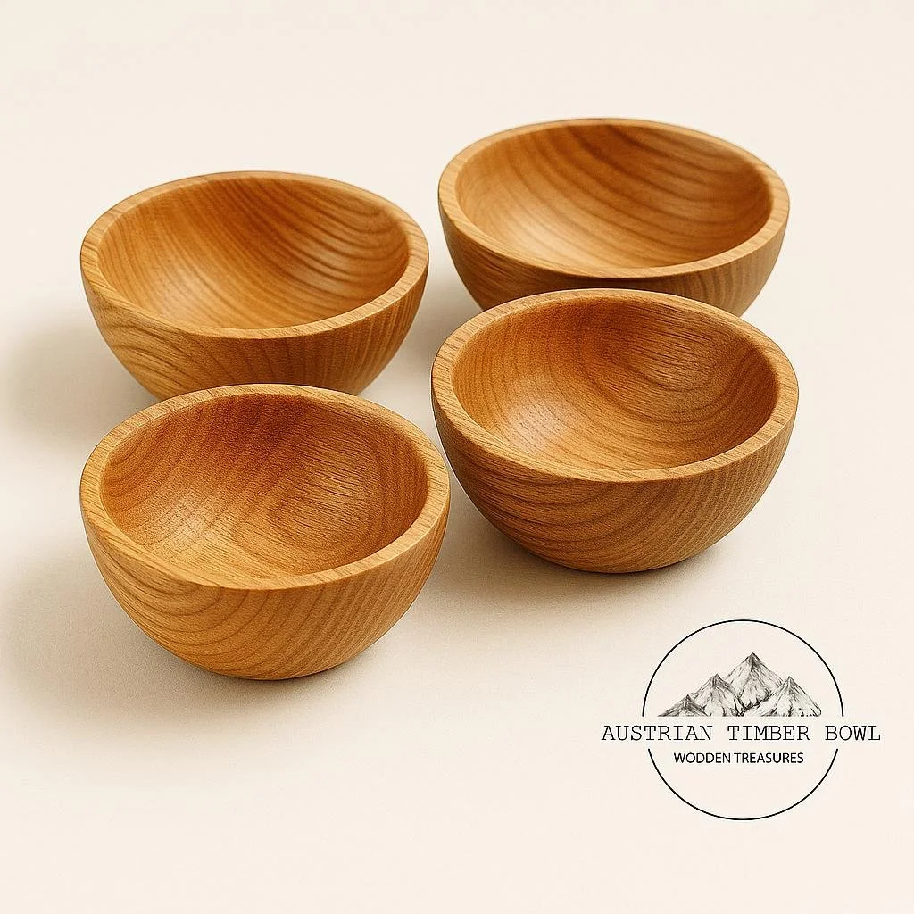 Minimalistische Dipschalen aus Holz für Tapas und Fingerfood