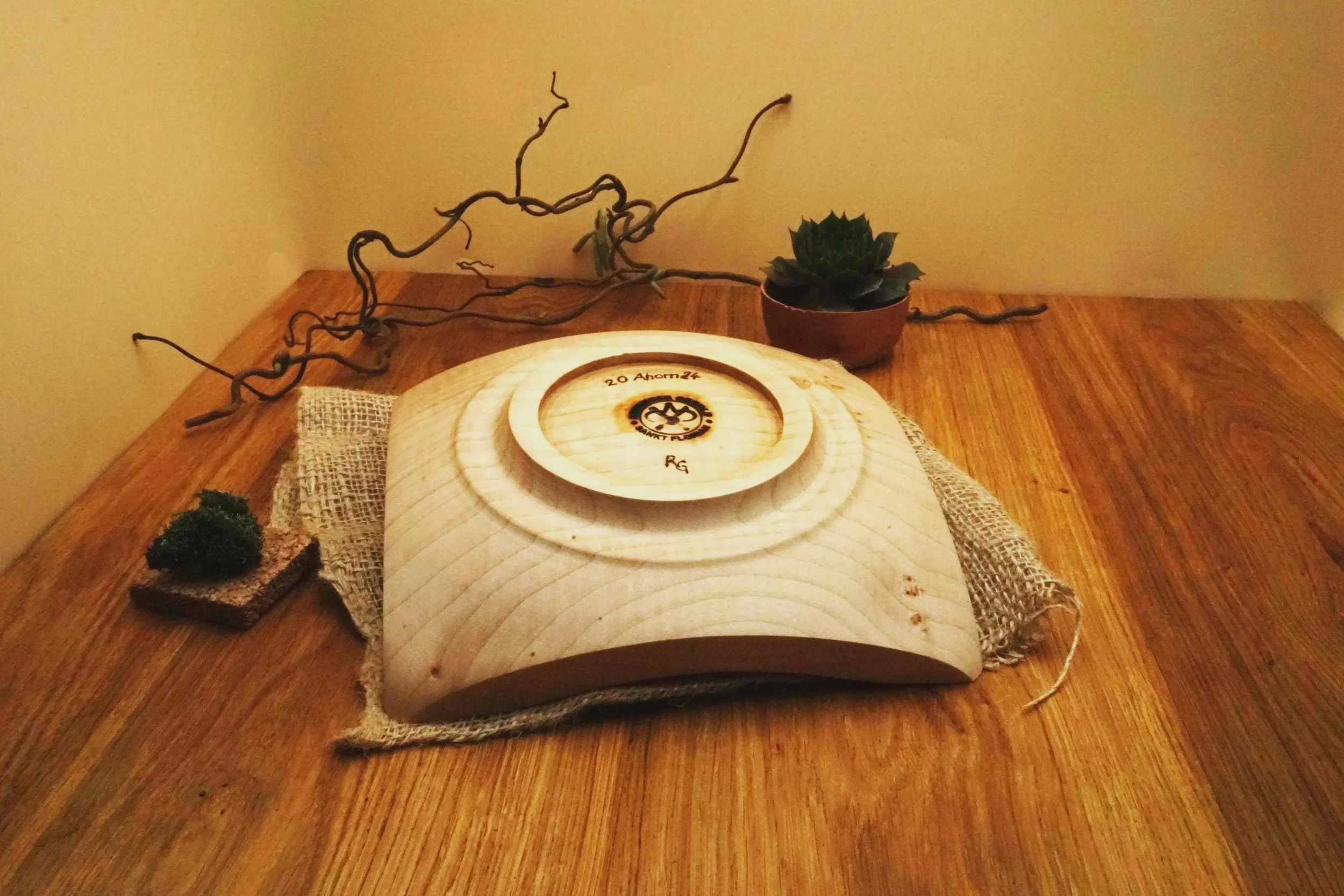 https://i.etsystatic.com/49116313/r/il/601f74/8288458729/il_fullxfull.8288458729_nsvx.jpg