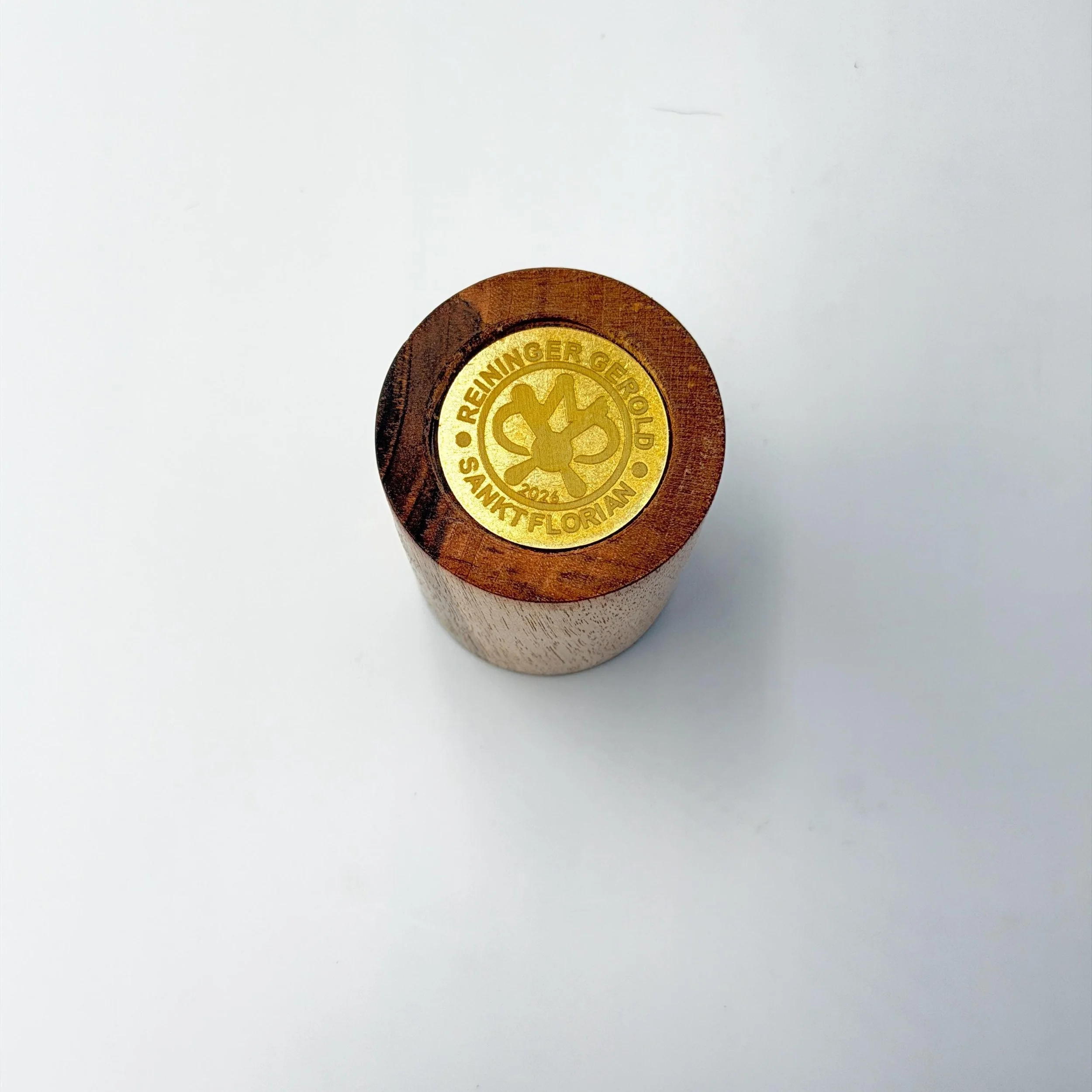 https://i.etsystatic.com/49116313/r/il/638331/8226151250/il_fullxfull.8226151250_7jcr.jpg