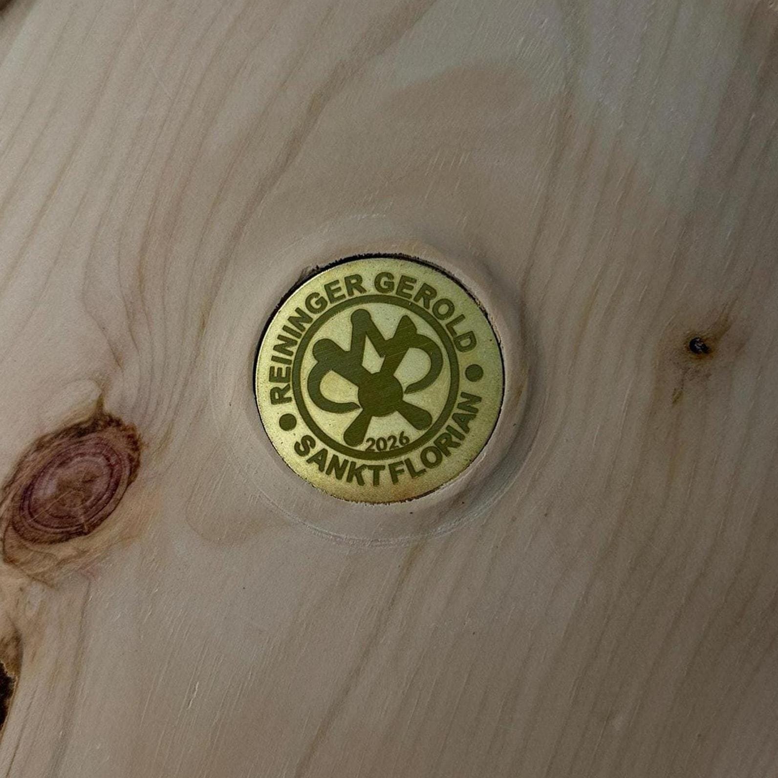 https://i.etsystatic.com/49116313/r/il/4f360a/8406812814/il_fullxfull.8406812814_8g02.jpg