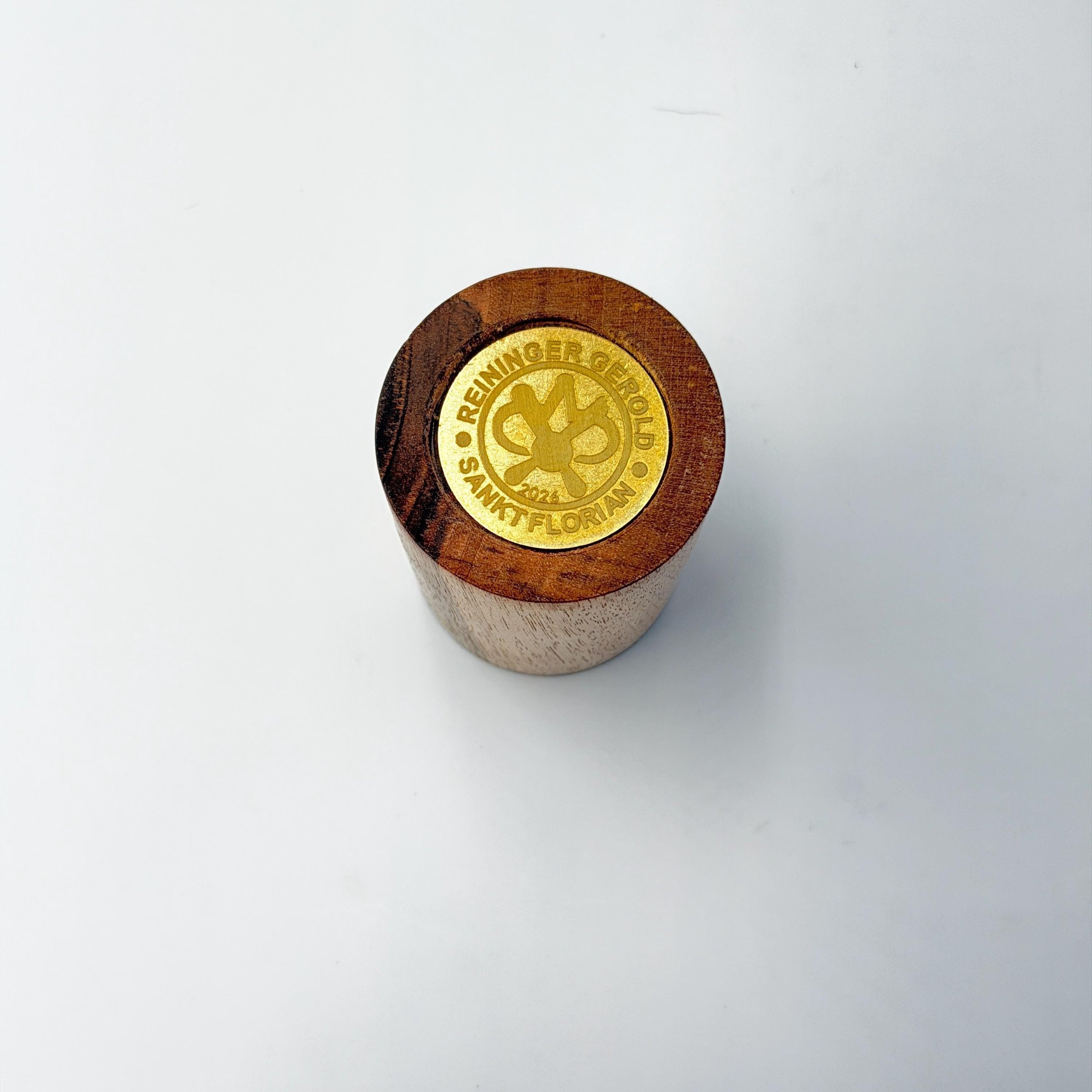 https://i.etsystatic.com/49116313/r/il/638331/8226151250/il_fullxfull.8226151250_7jcr.jpg