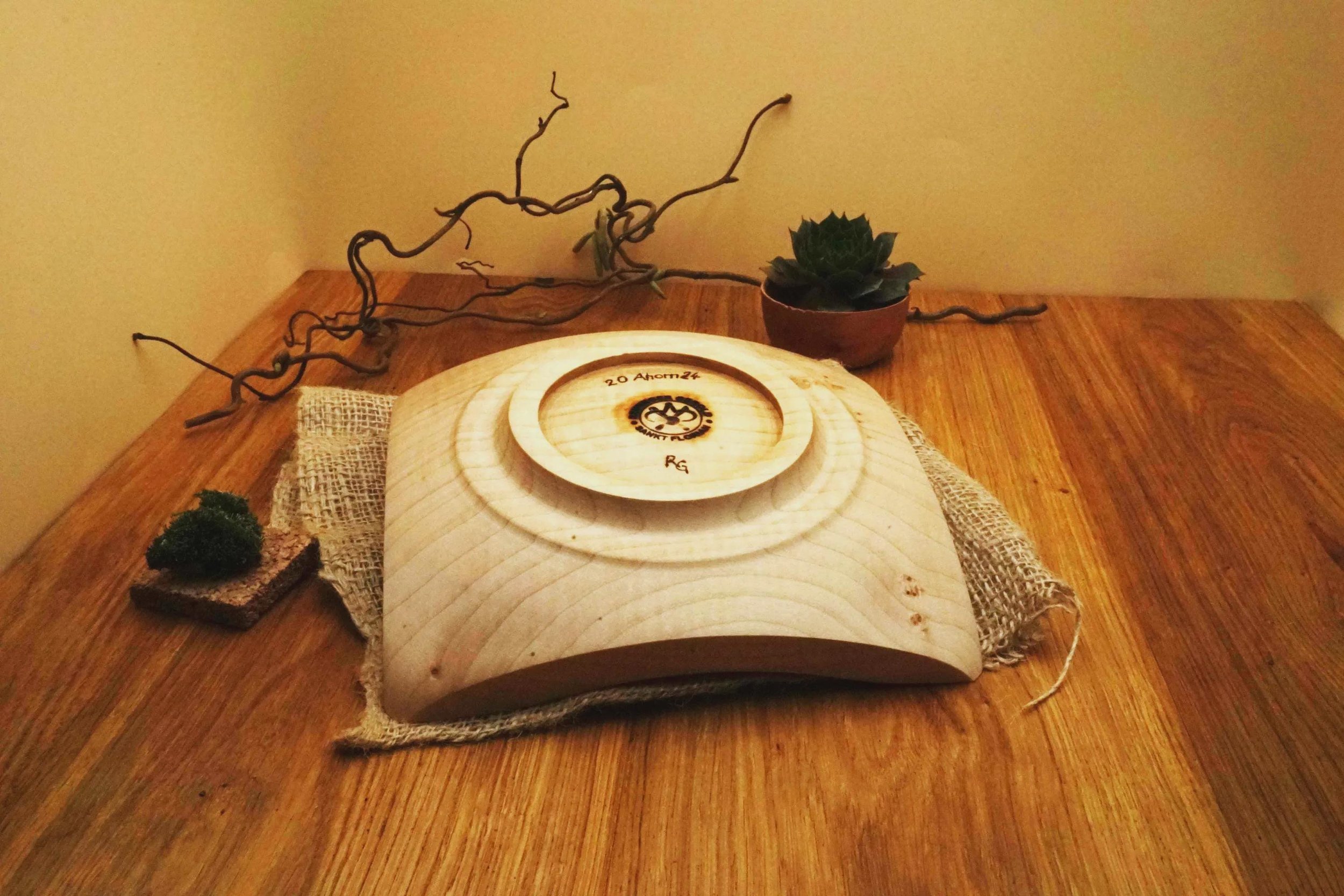 https://i.etsystatic.com/49116313/r/il/601f74/8288458729/il_fullxfull.8288458729_nsvx.jpg