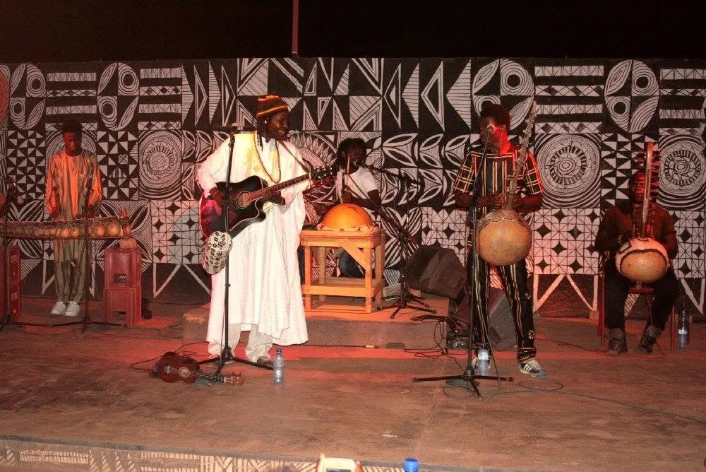 AKILIGNOUMA CONCERT1.jpg