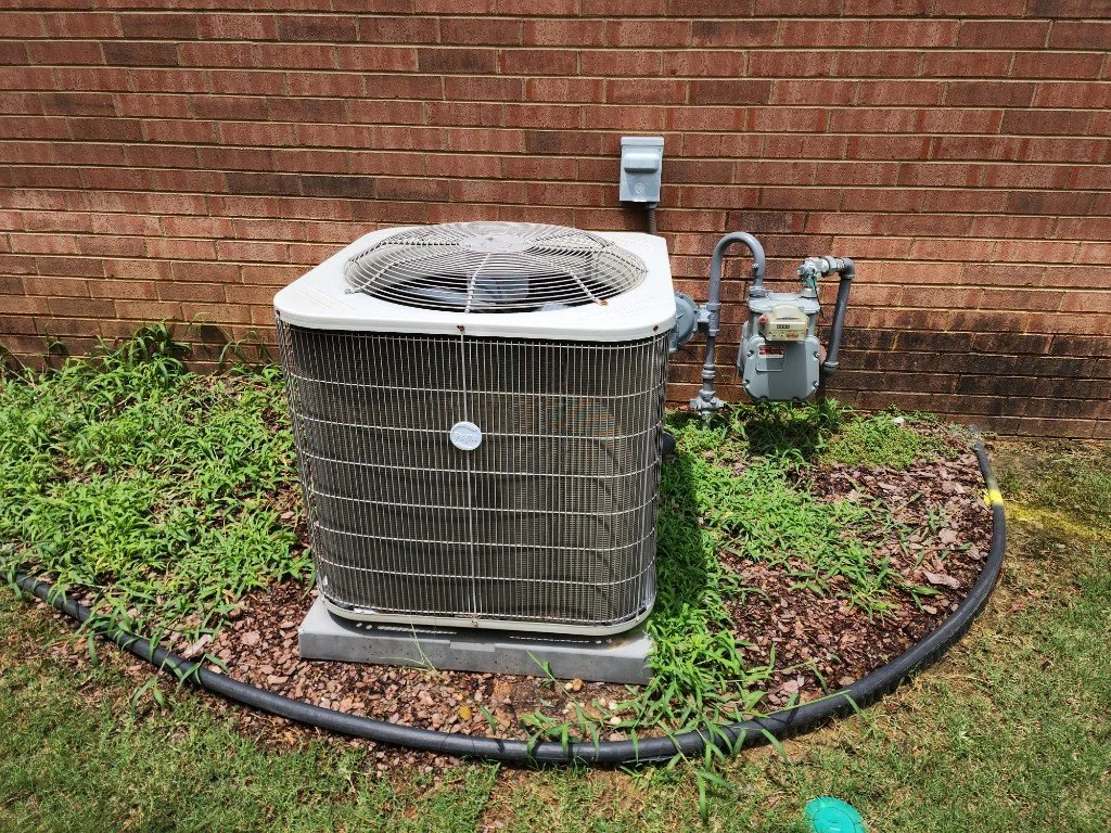 Old HVAC unit for a before picture of an HVAC instillation