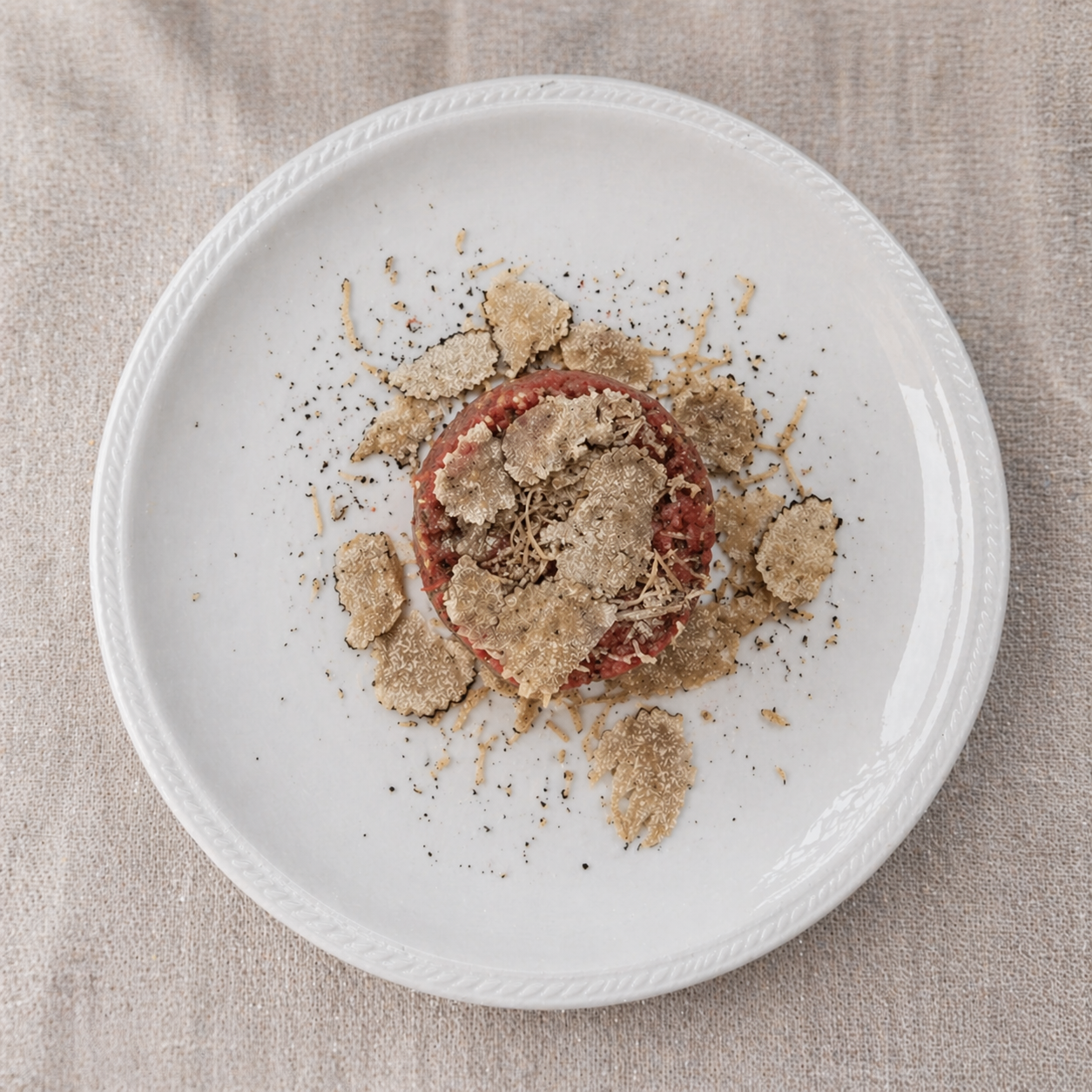 Battuta di Fassona con Tartufo Nero Fresco