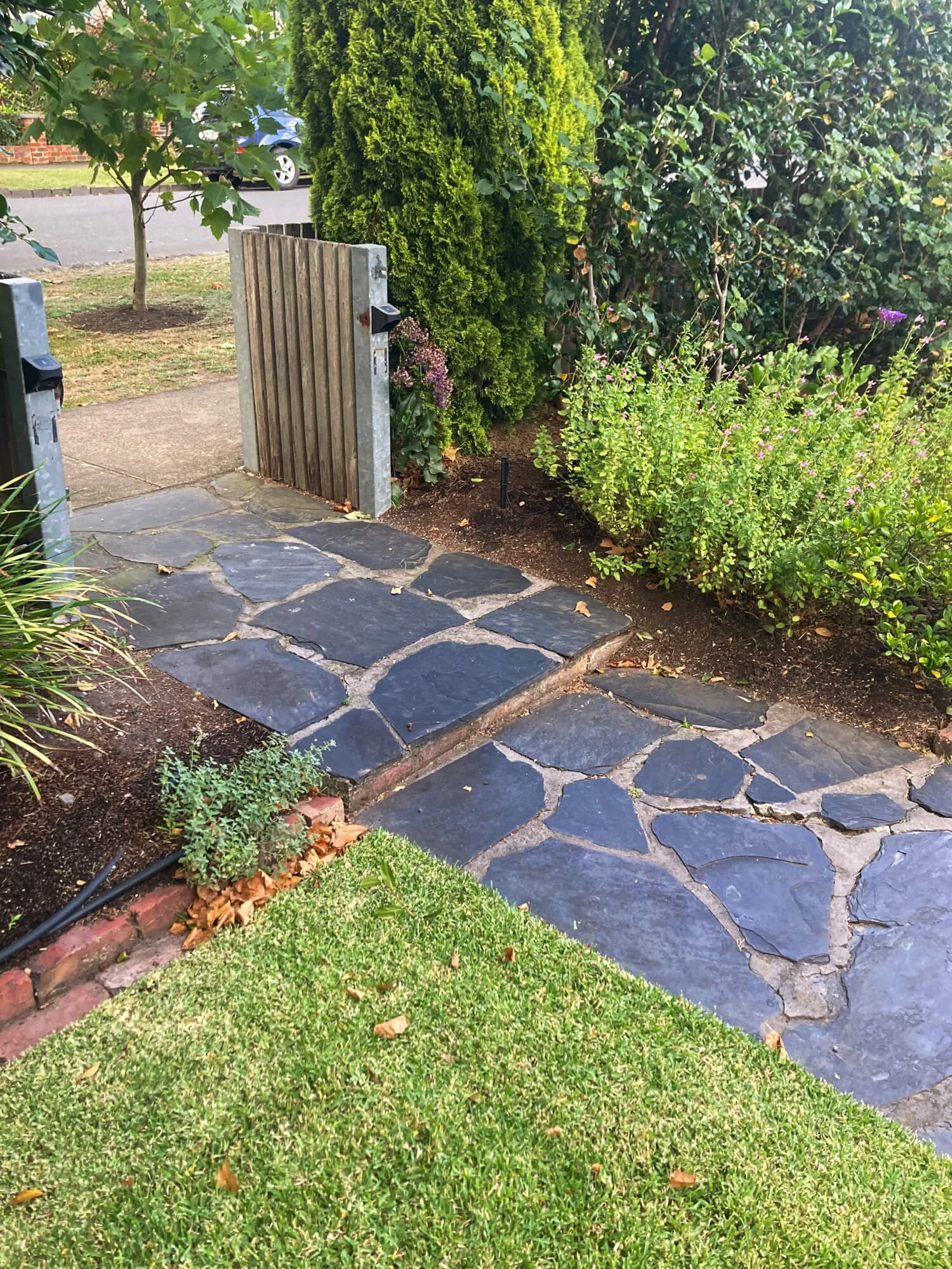 Recycled-Red-Brick-Front-Path-1.jpg