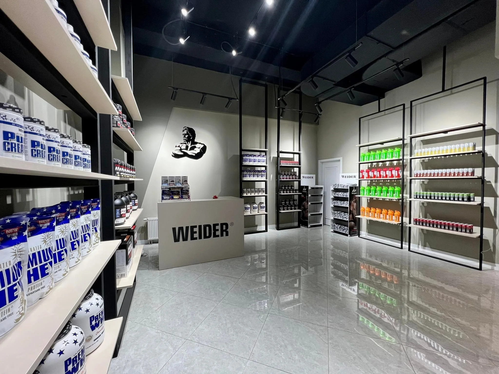 shop2.jpg