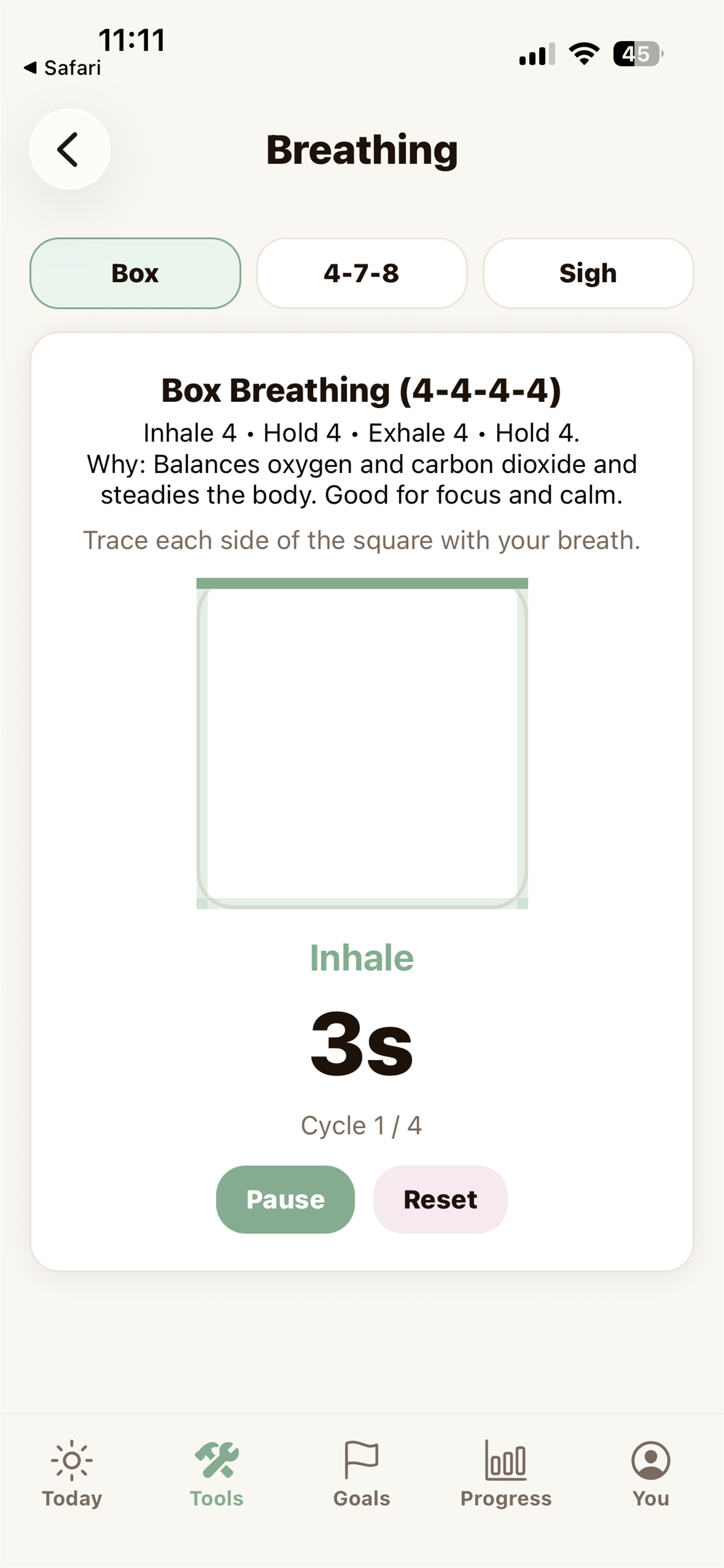 Mobile app screen showing breathing exercise, specifically box breathing with a countdown of 3 seconds, cycle 1 of 4, and options to pause or reset.