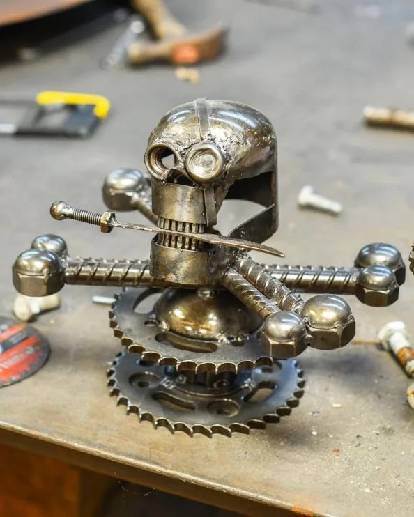 the_sentinel_scrap_metal_art_sculpture.jpg