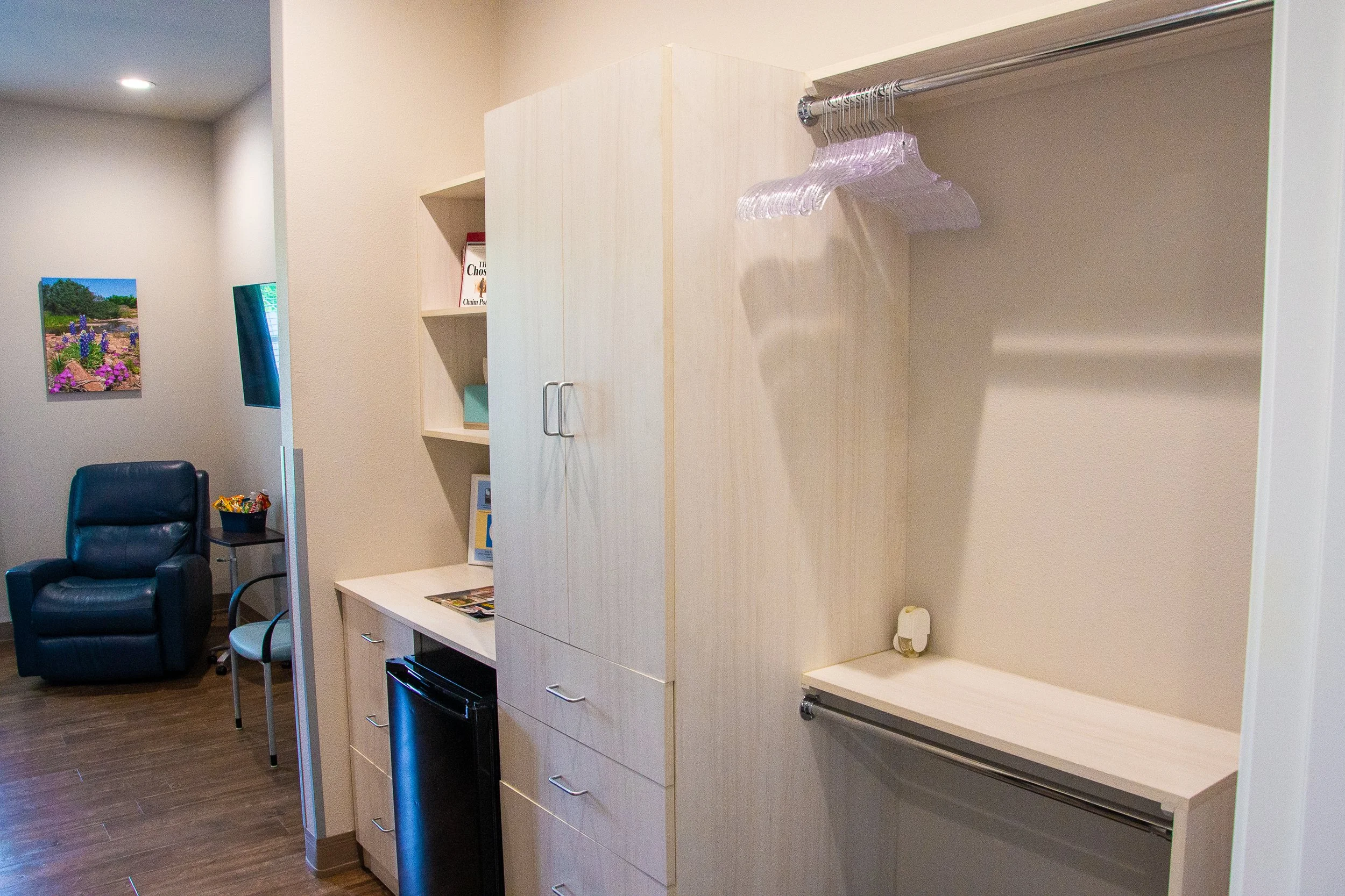 Suite closet and storage space