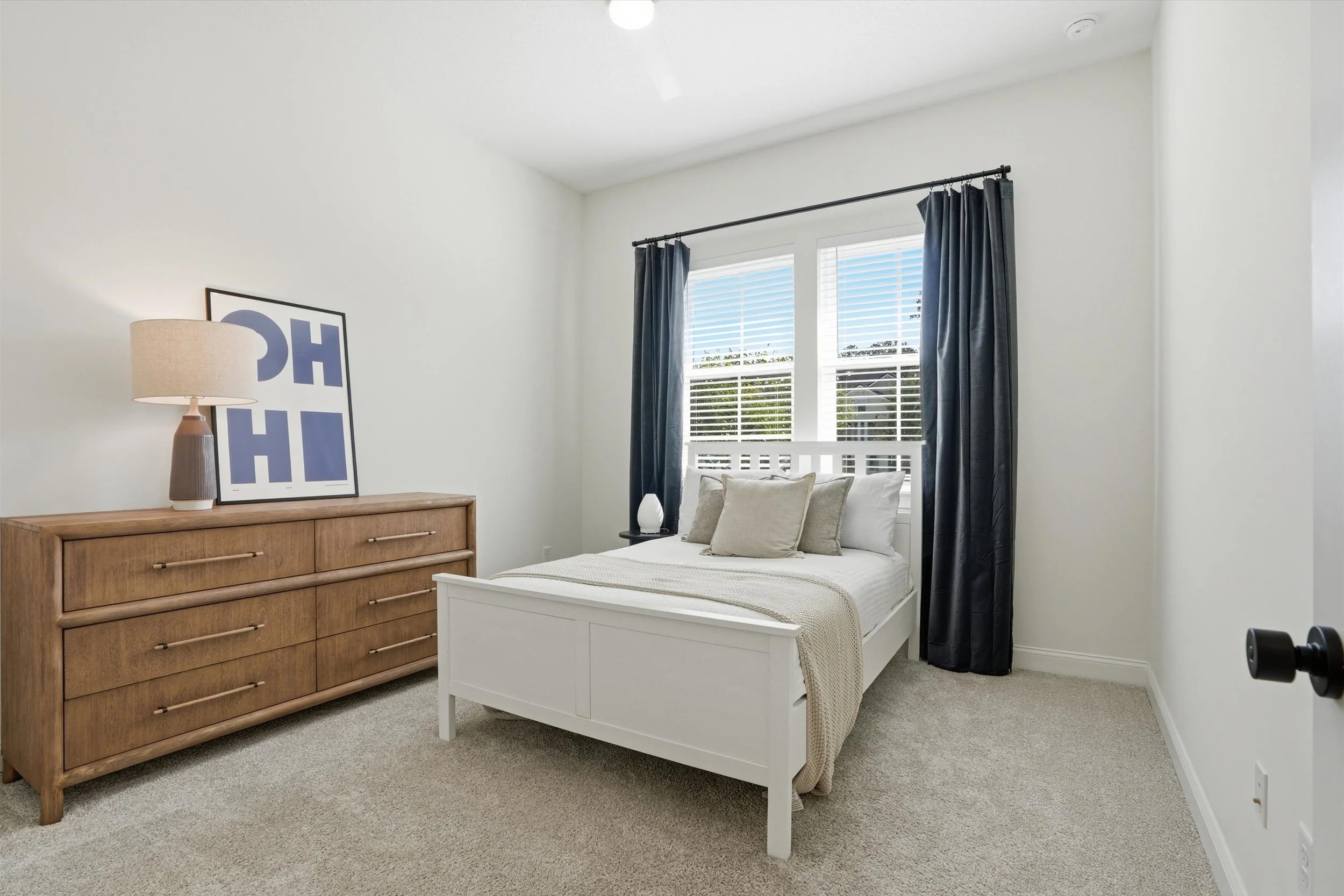 35-Bedroom 2.jpg