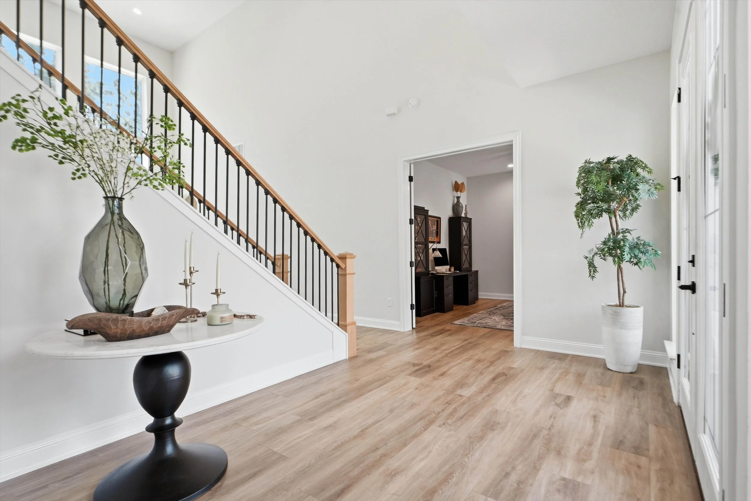 04-Foyer.jpg