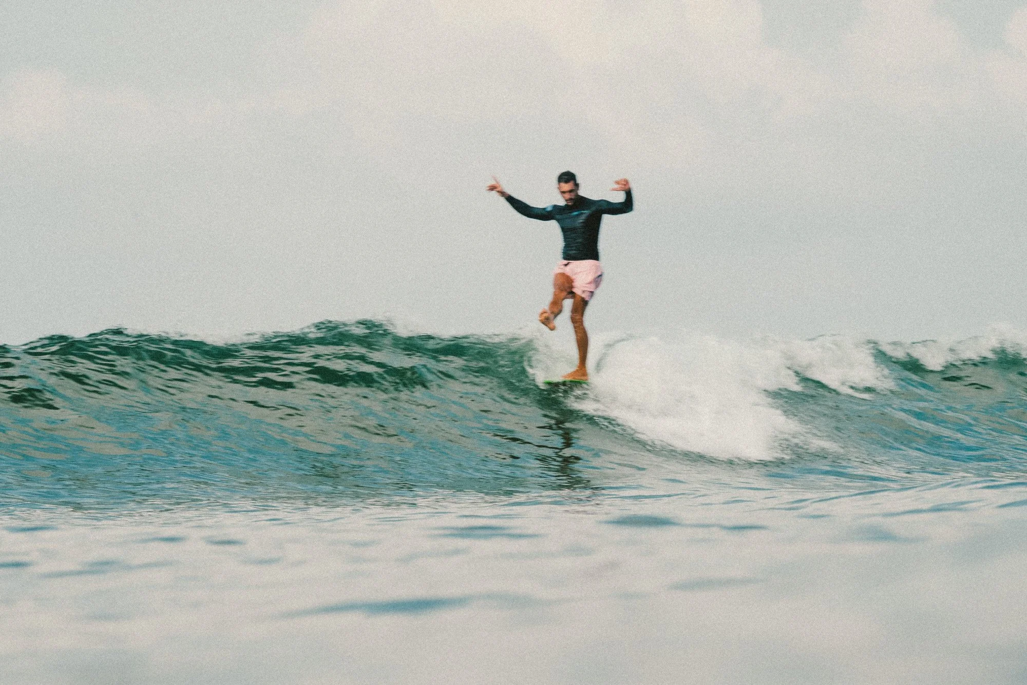 manobras de surf longboard