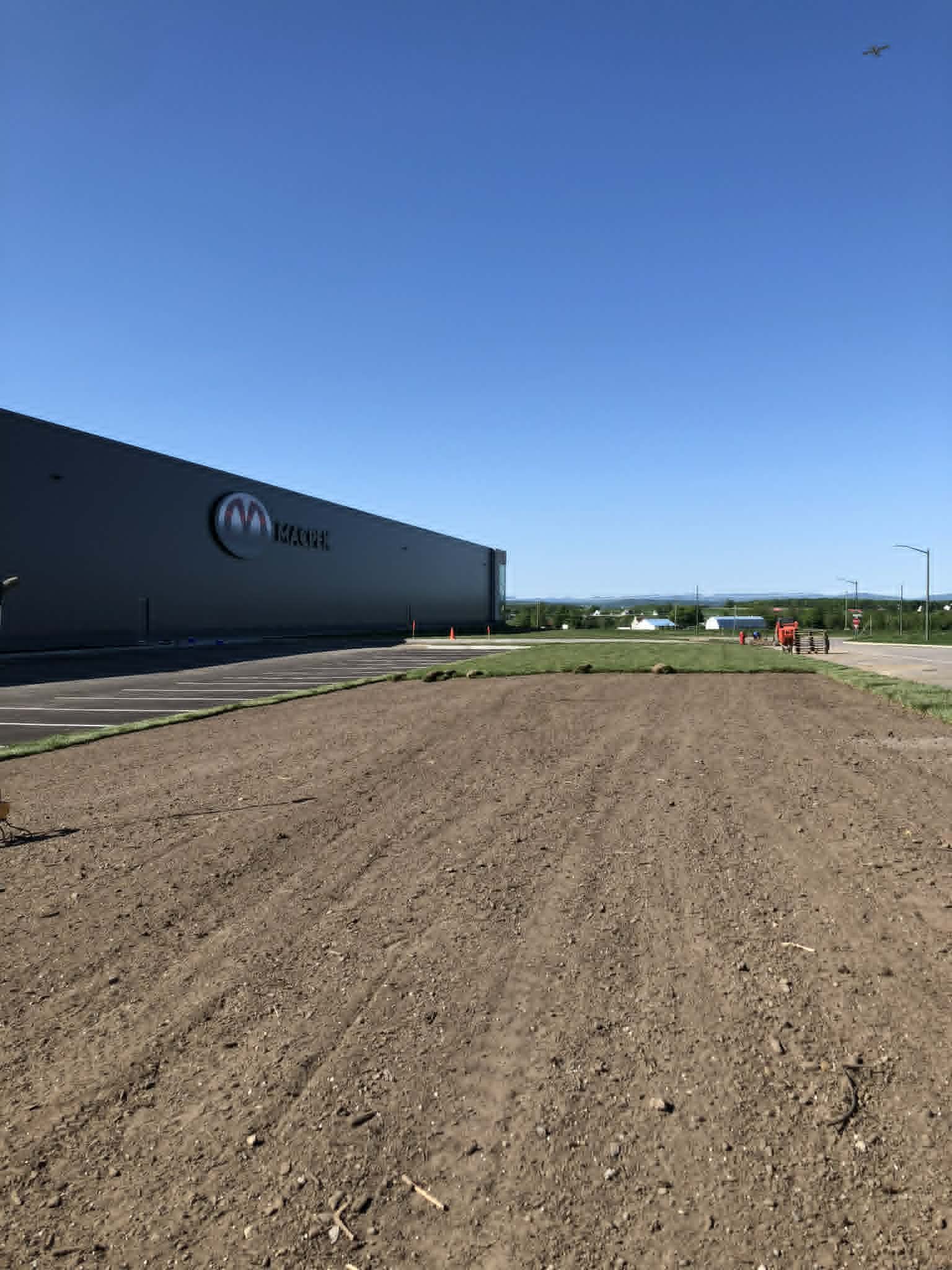 Terrain prêt à recevoir de la nouvelle tourbe à Victoriaville.