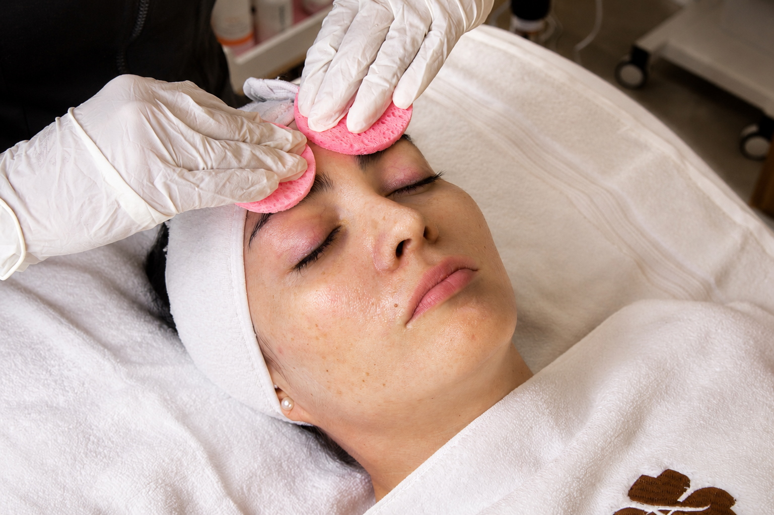 Signature Express Facial