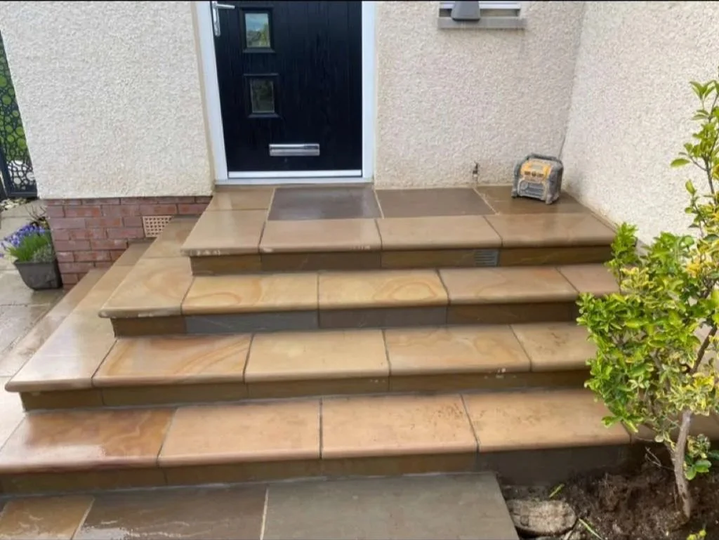 Pentland-Construction-extensions-renovations-building-Edinburgh-our-work-roughcast-repairs-steps-and-lime-pointing-3.jpg