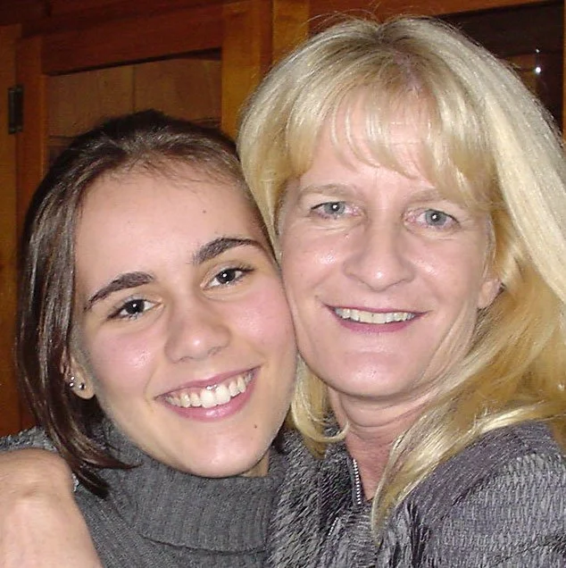 KateLinda2003.jpg