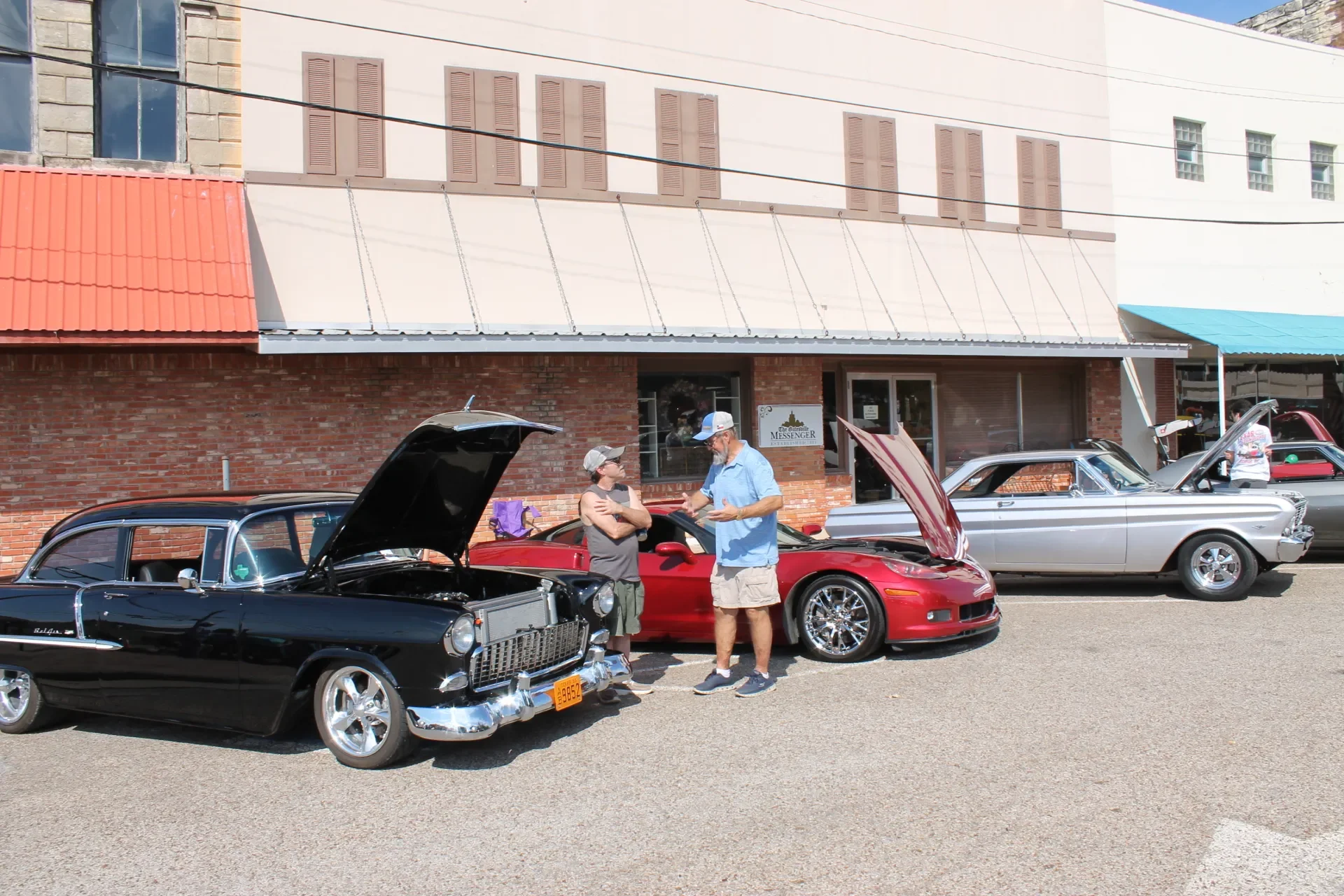 Cruzin Cruzers Car Show located on the Historic Coryell County Courthouse Square in Gatesville, Texas