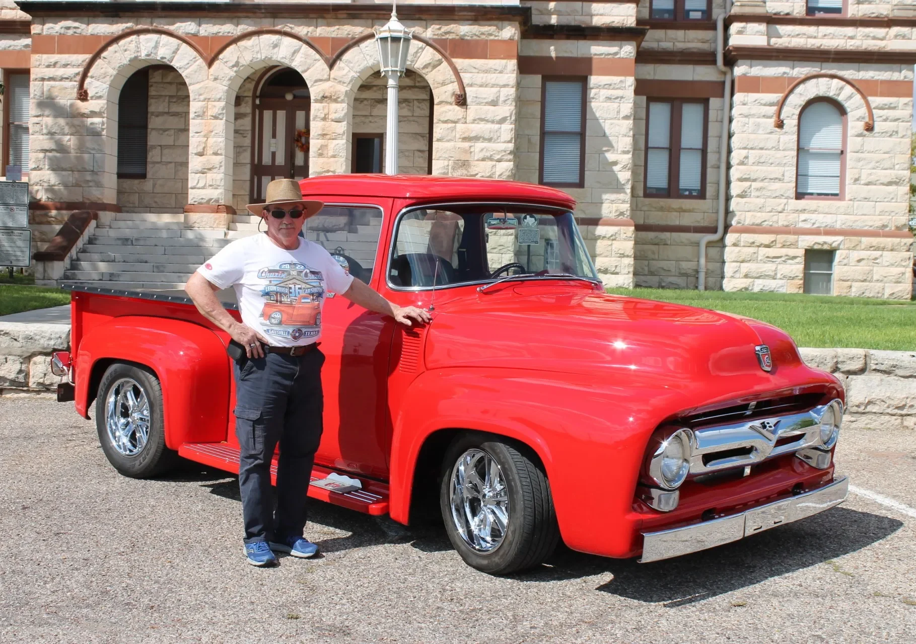 Cruzin Cruzers Car Show located on the Historic Coryell County Courthouse Square in Gatesville, Texas