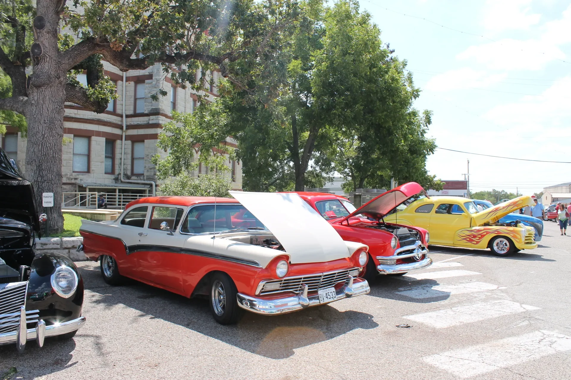 Cruzin Cruzers Car Show located on the Historic Coryell County Courthouse Square in Gatesville, Texas