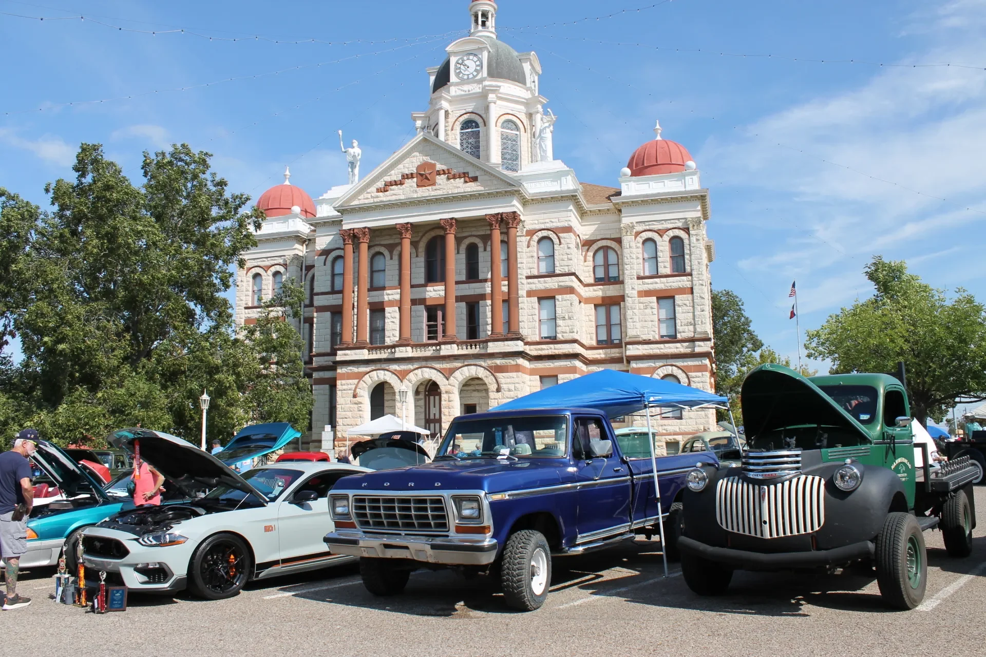 Cruzin Cruzers Car Show located on the Historic Coryell County Courthouse Square in Gatesville, Texas