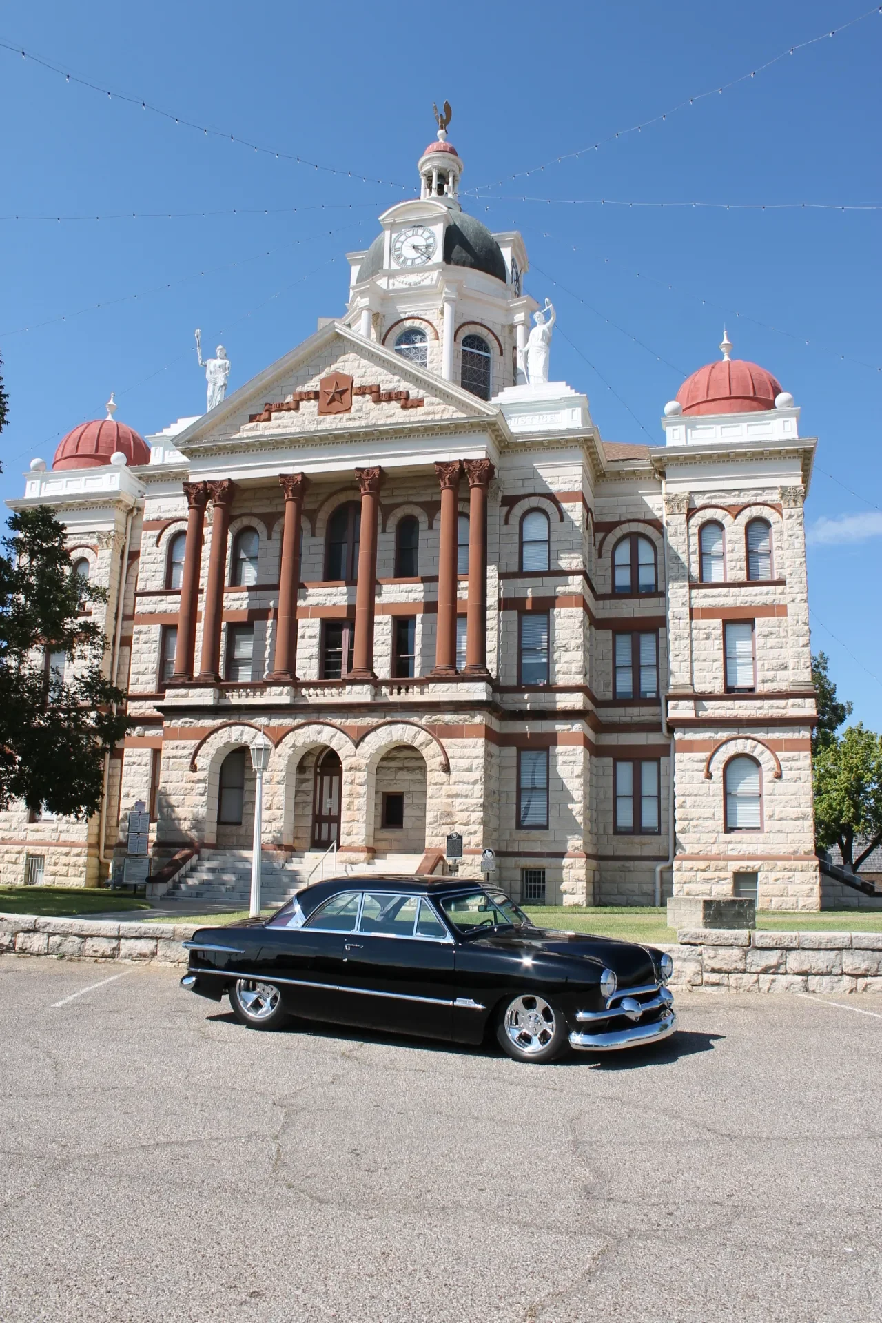 Cruzin Cruzers Car Show | Gatesville, Texas