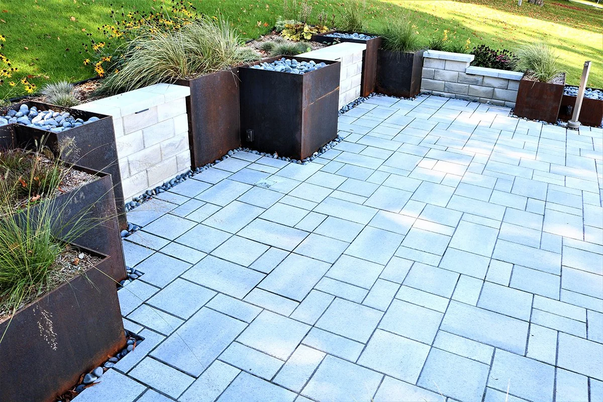 Retaining Wall 5-lr.jpg