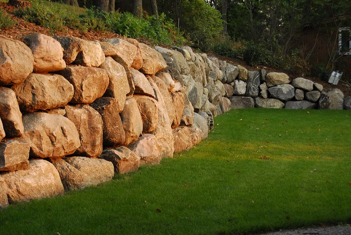 Boulder Retaining Wall-lr.jpg