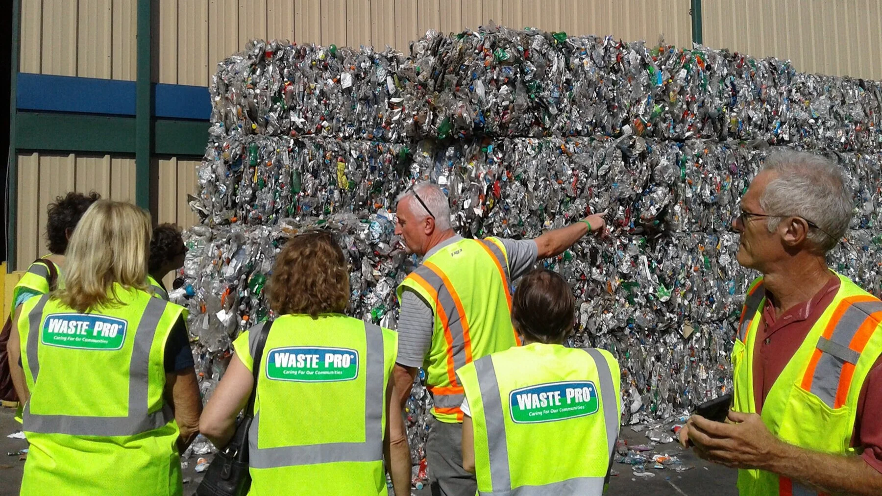 waste-pro-eat-local-tour-%5B1800x1350%5D-web.jpg