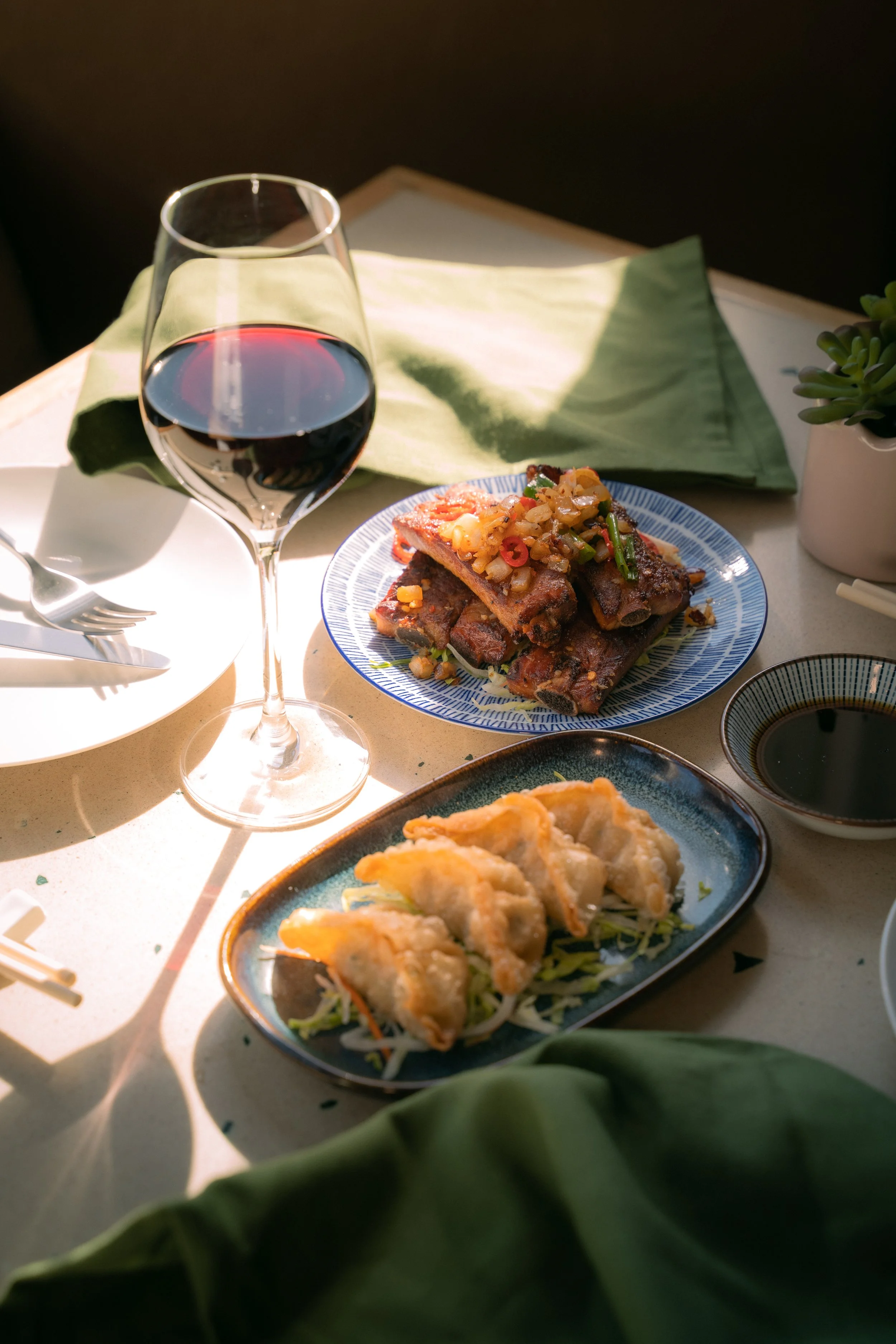 Gyoza with red wine and dumpings