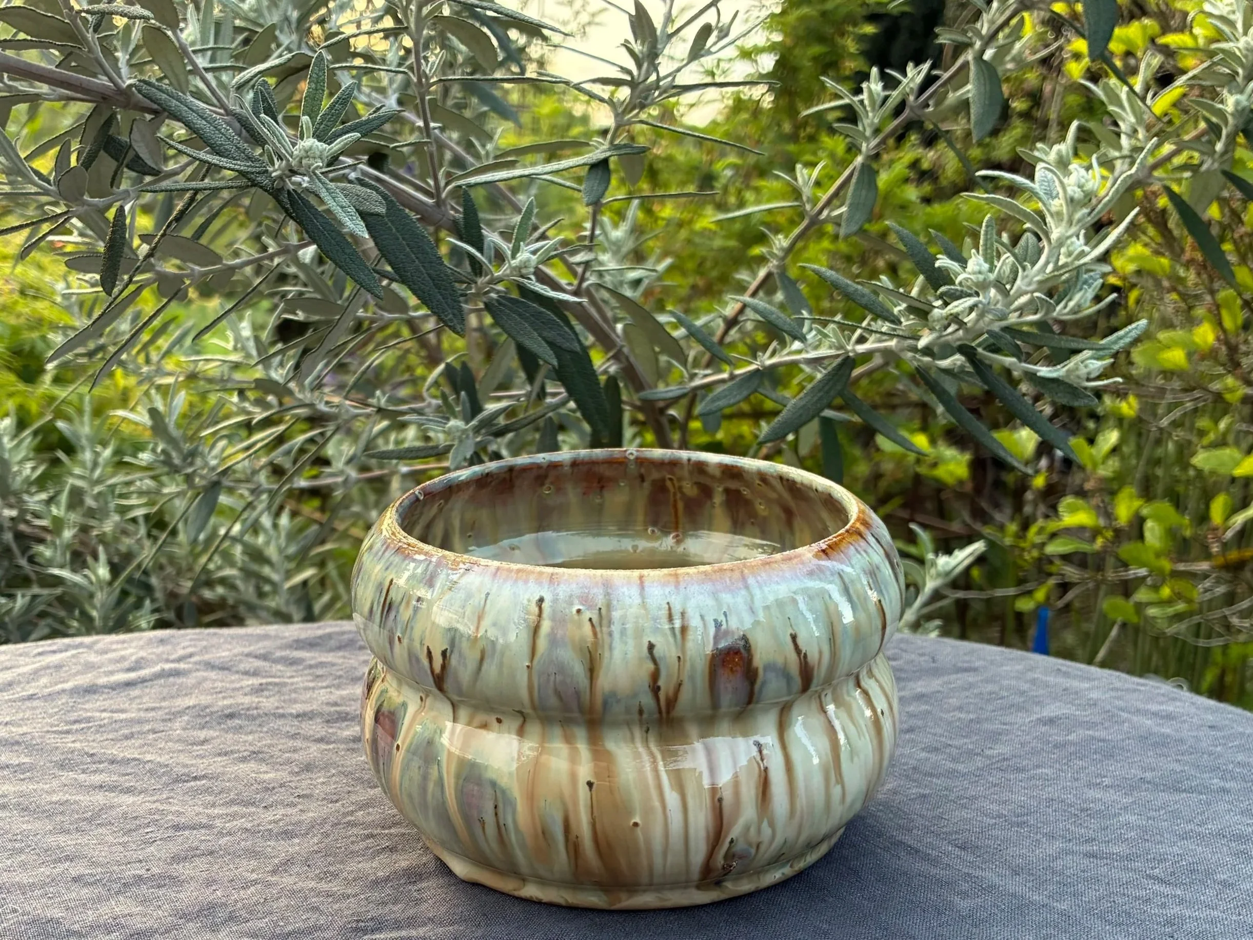Bubble Vessel with Drips