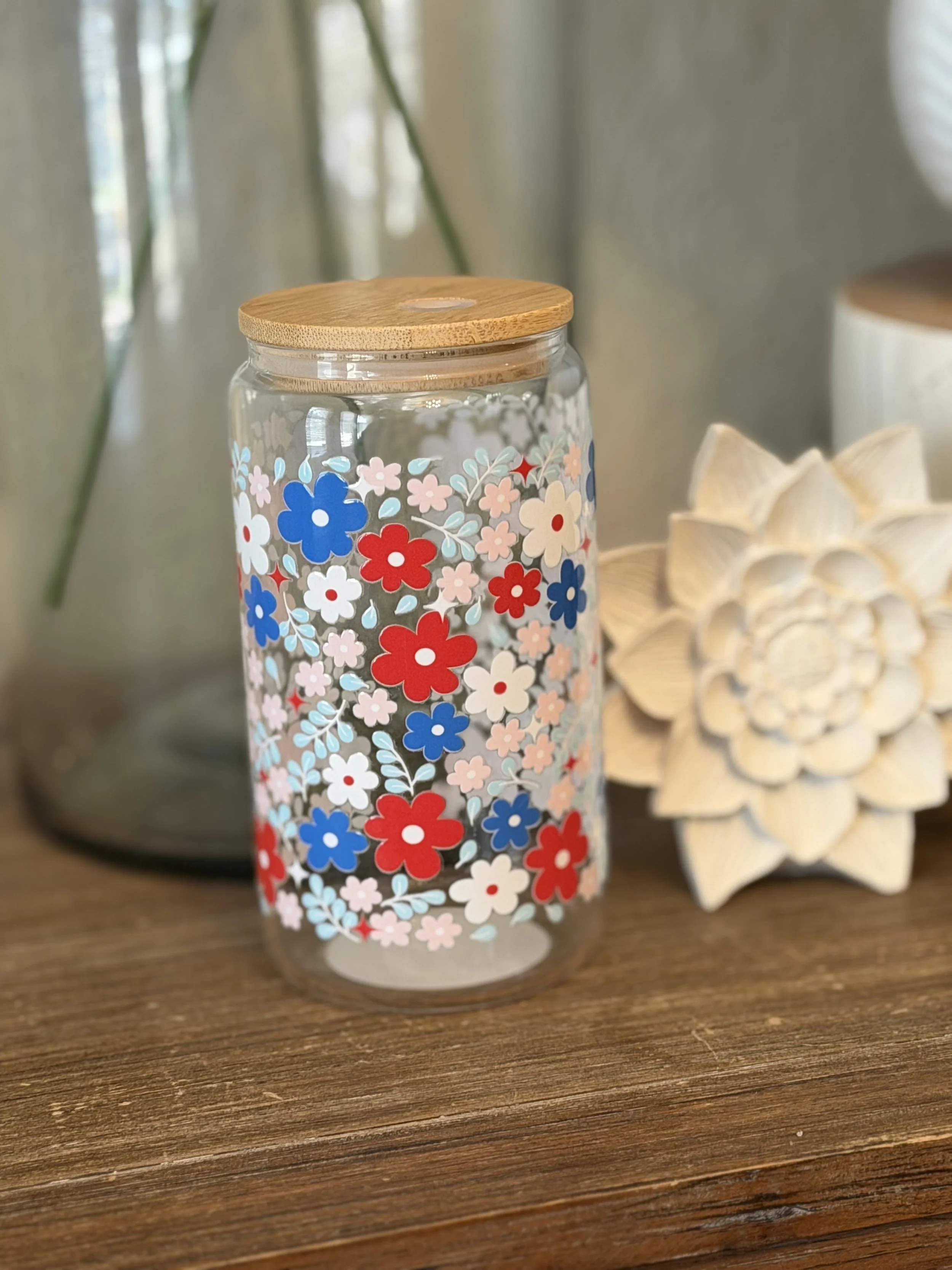 Red White & Daisies.jpeg