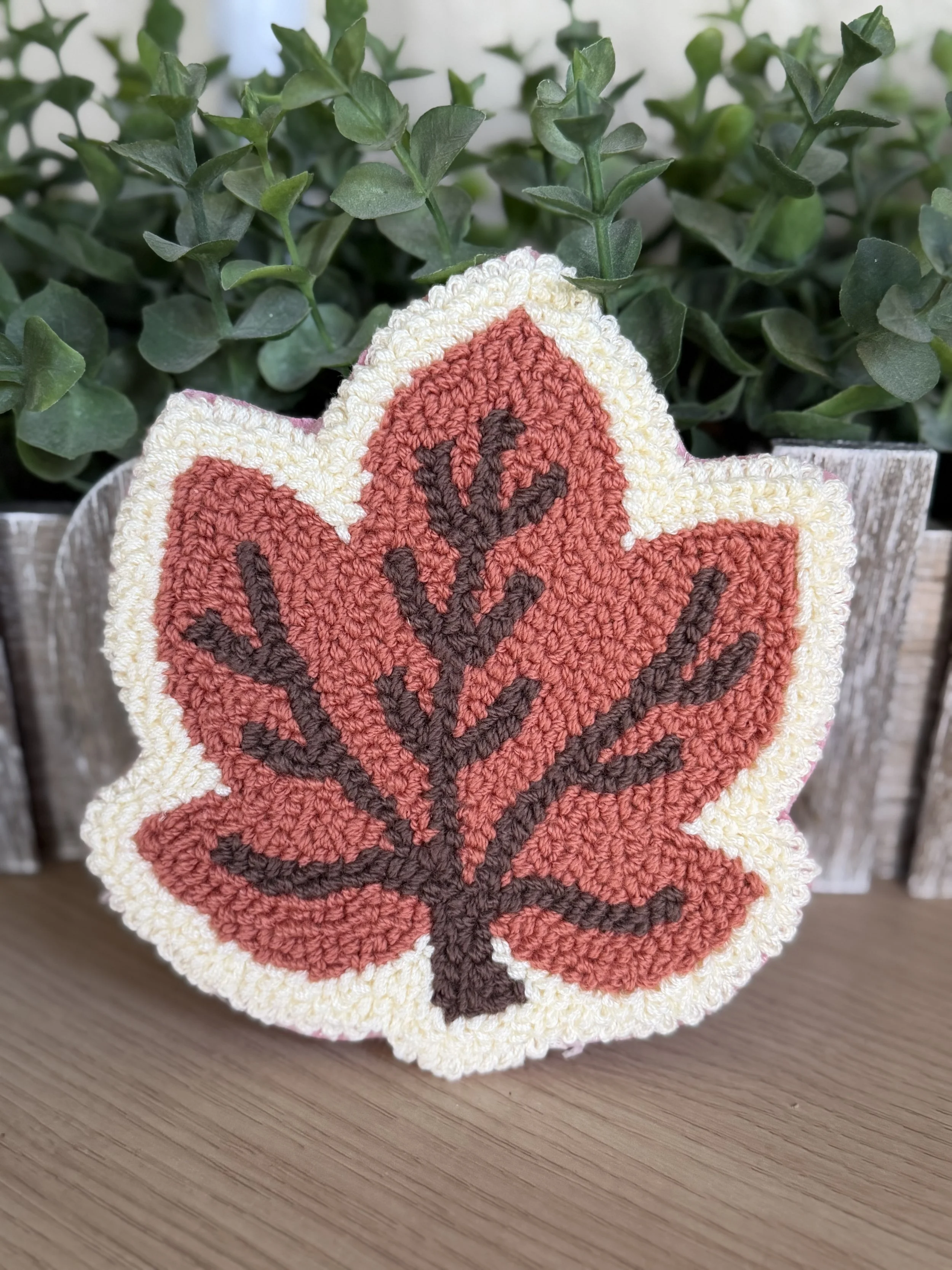 Brown Leaf Mug Rug.jpeg
