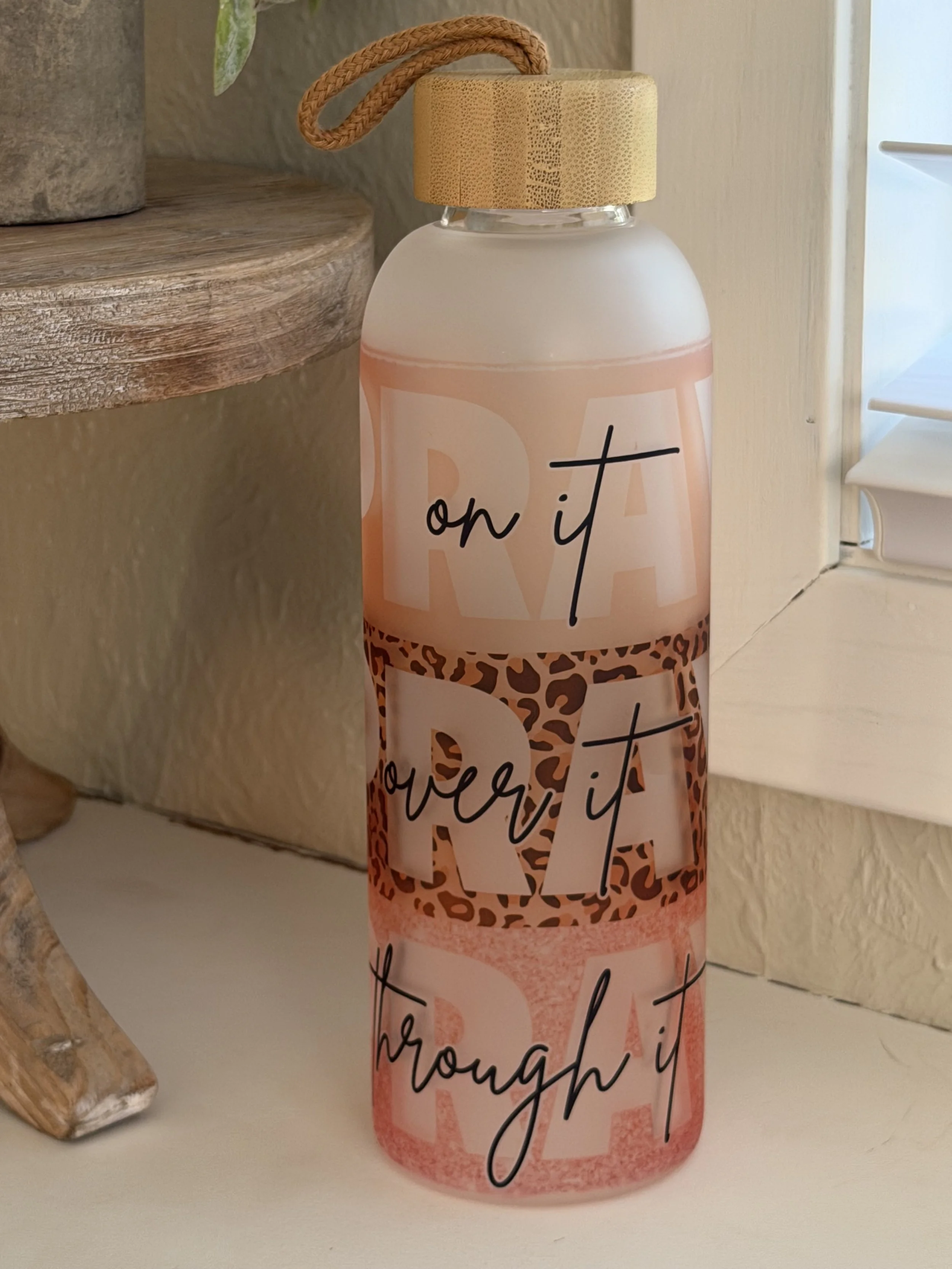 Pray 25oz glass tumbler 3.jpeg