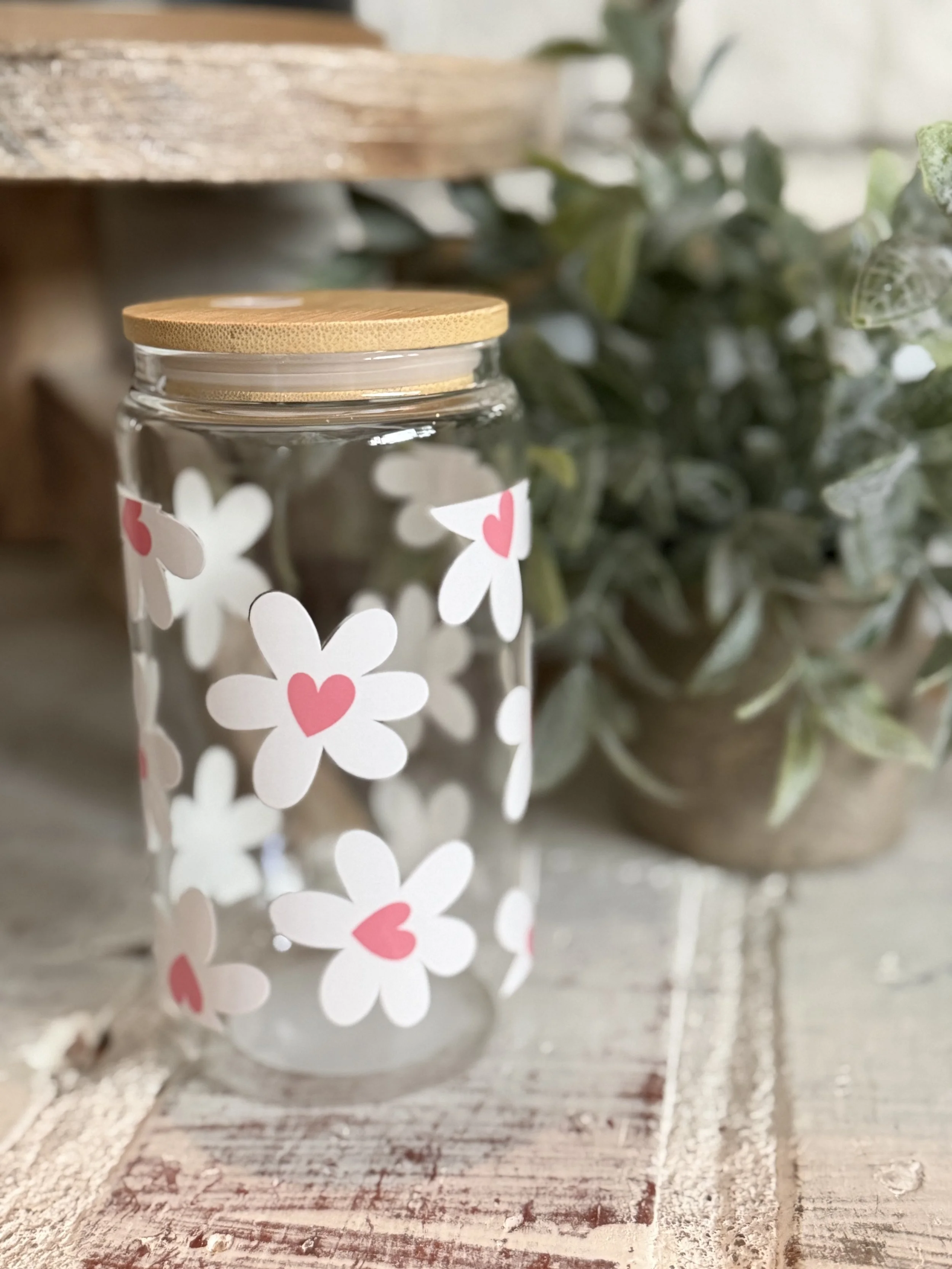 Heart Daisies 16oz glass