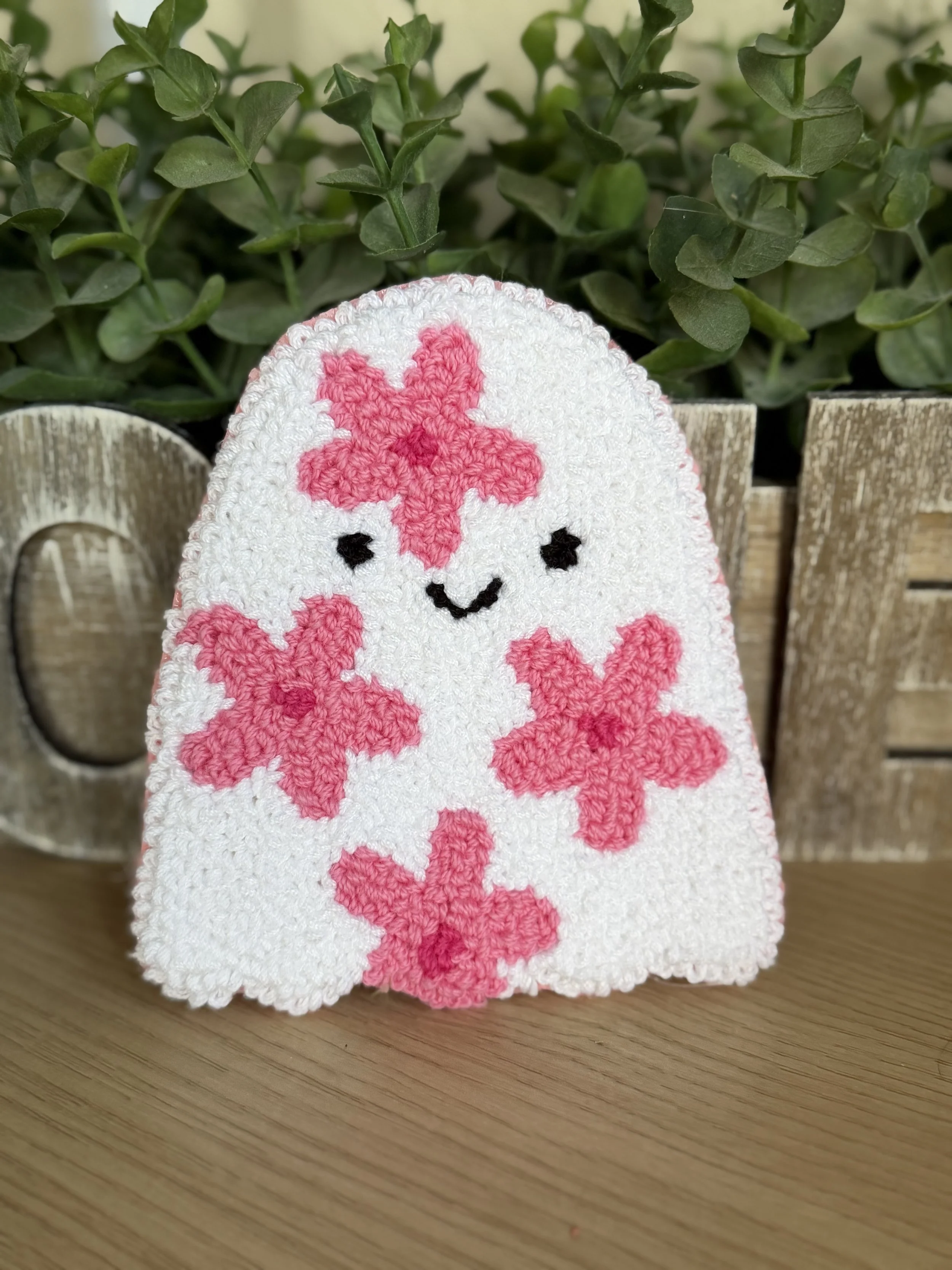 Pink Flower Ghost Mug Rug.jpeg