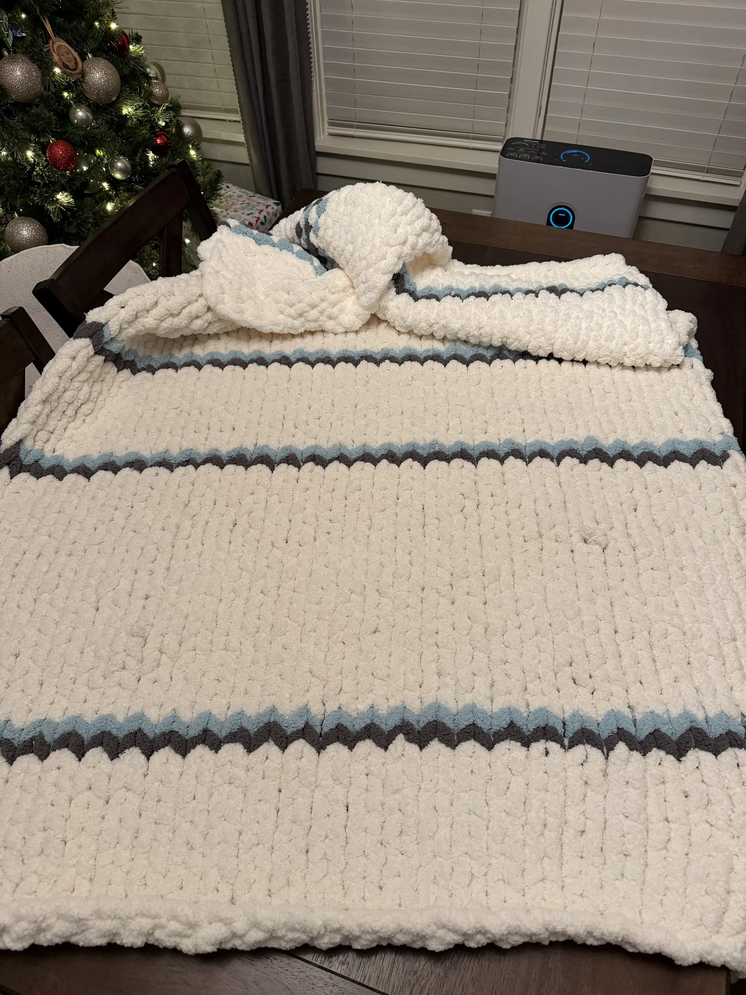 Custom Chunky Hand Knit Blankets 40x60