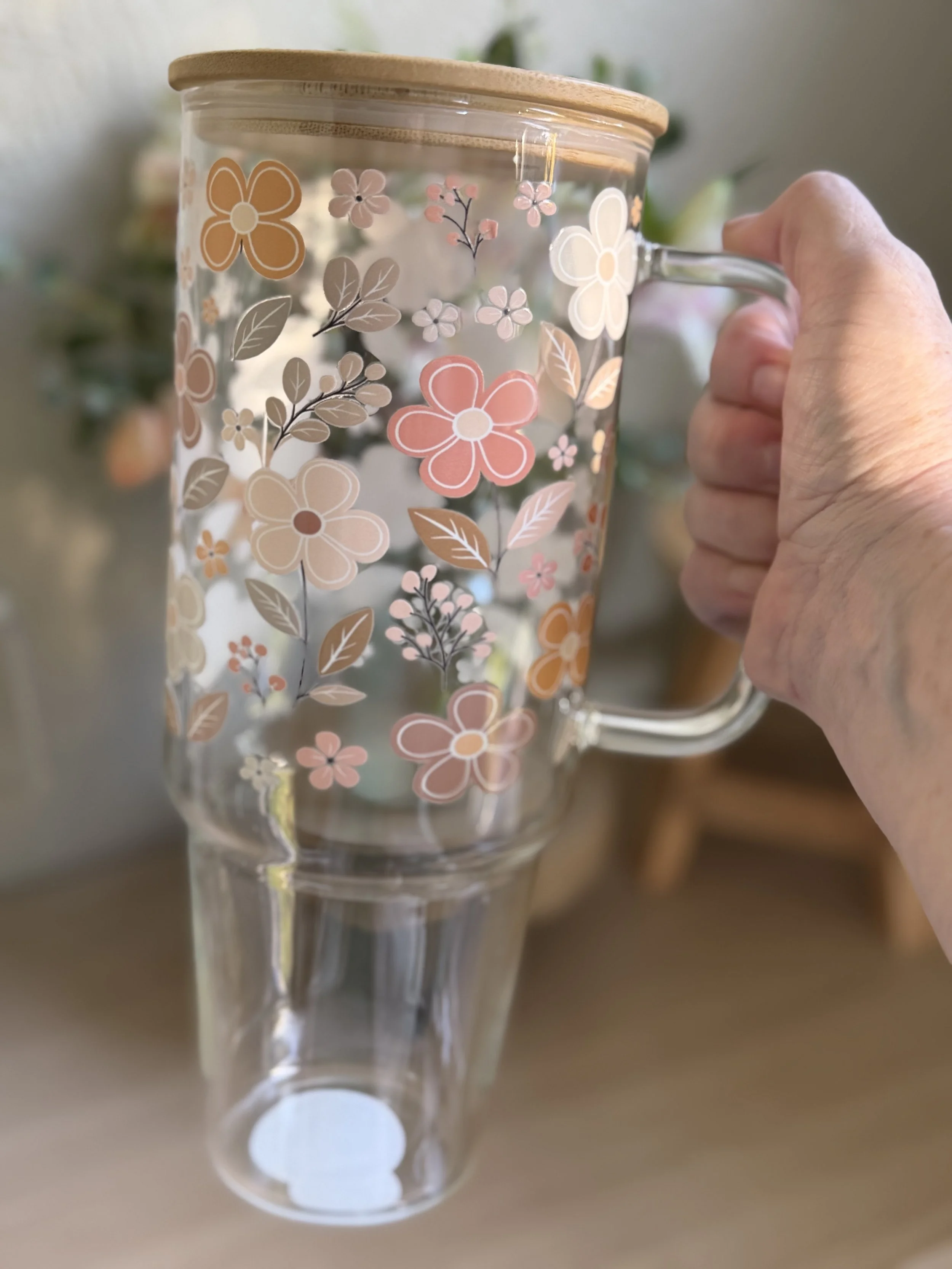 Pastel Neutrals 40oz tumbler with handle.jpeg