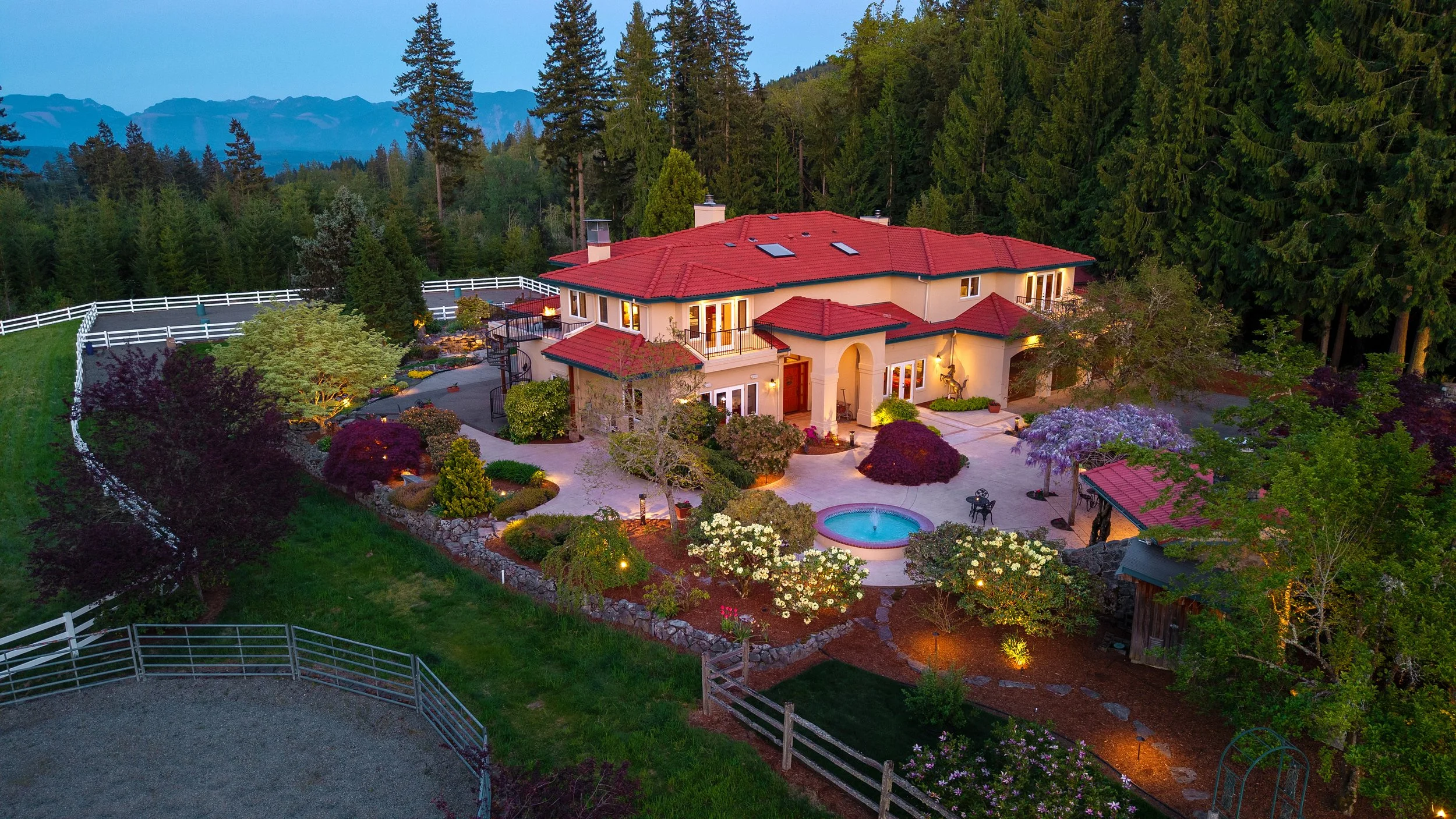 Cascade View Equestrian Estate - Twilight (4).jpg